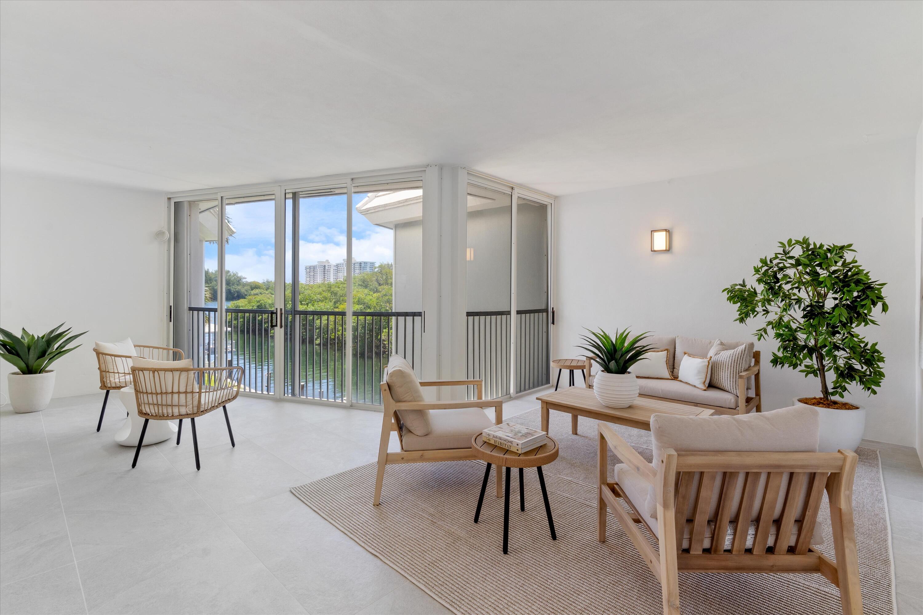 700 NE Harbour Terrace 3320