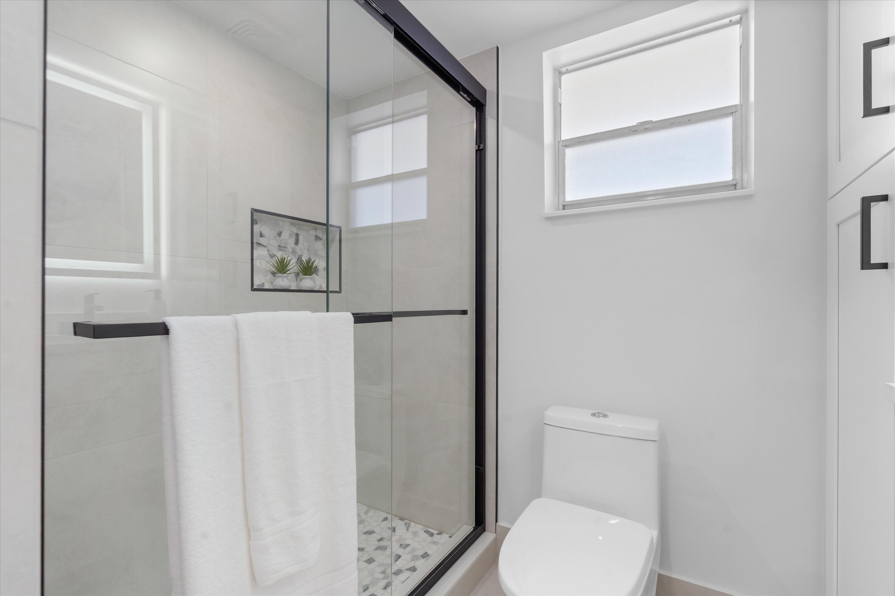 700 NE Harbour Terrace 3320