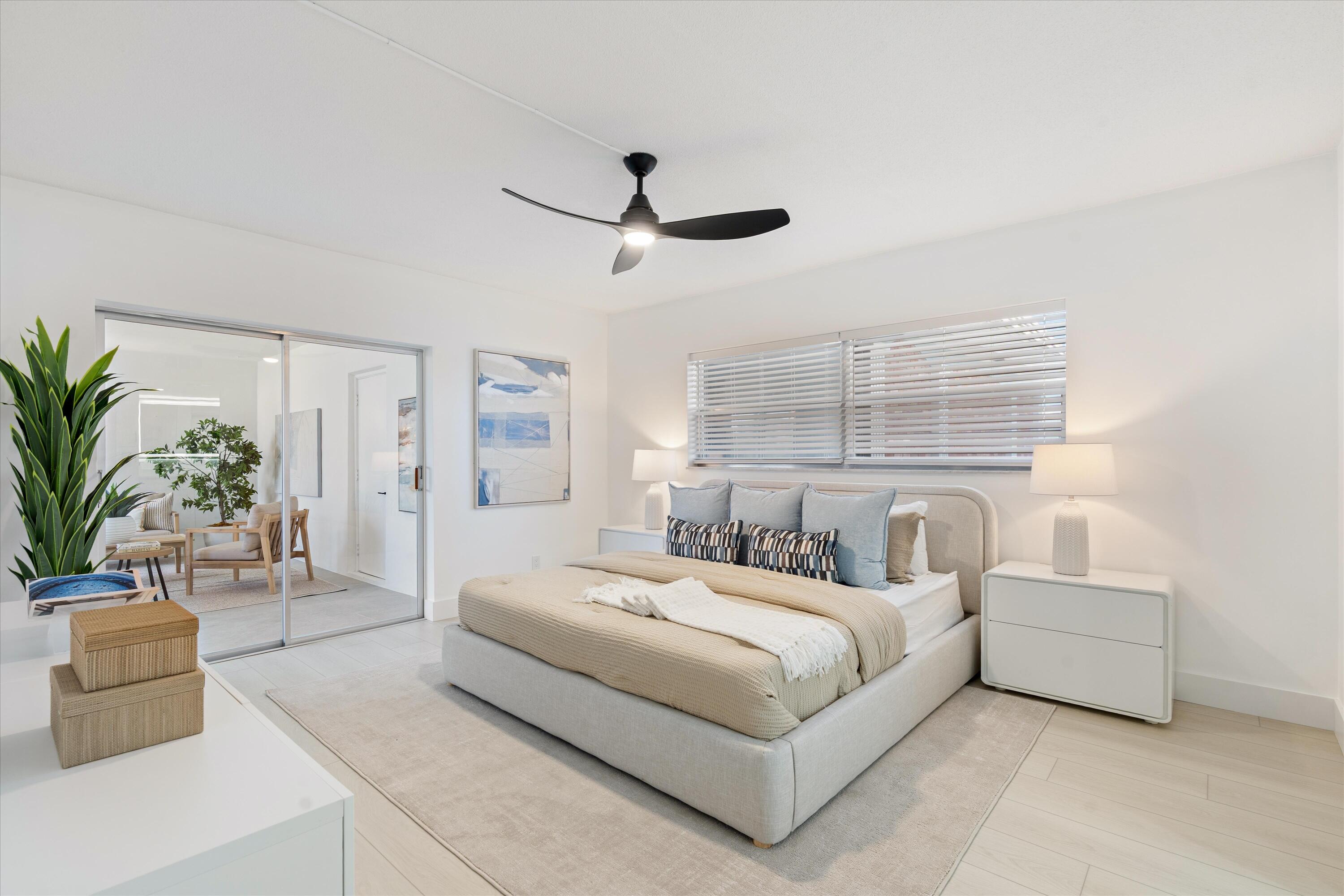 700 NE Harbour Terrace 3320