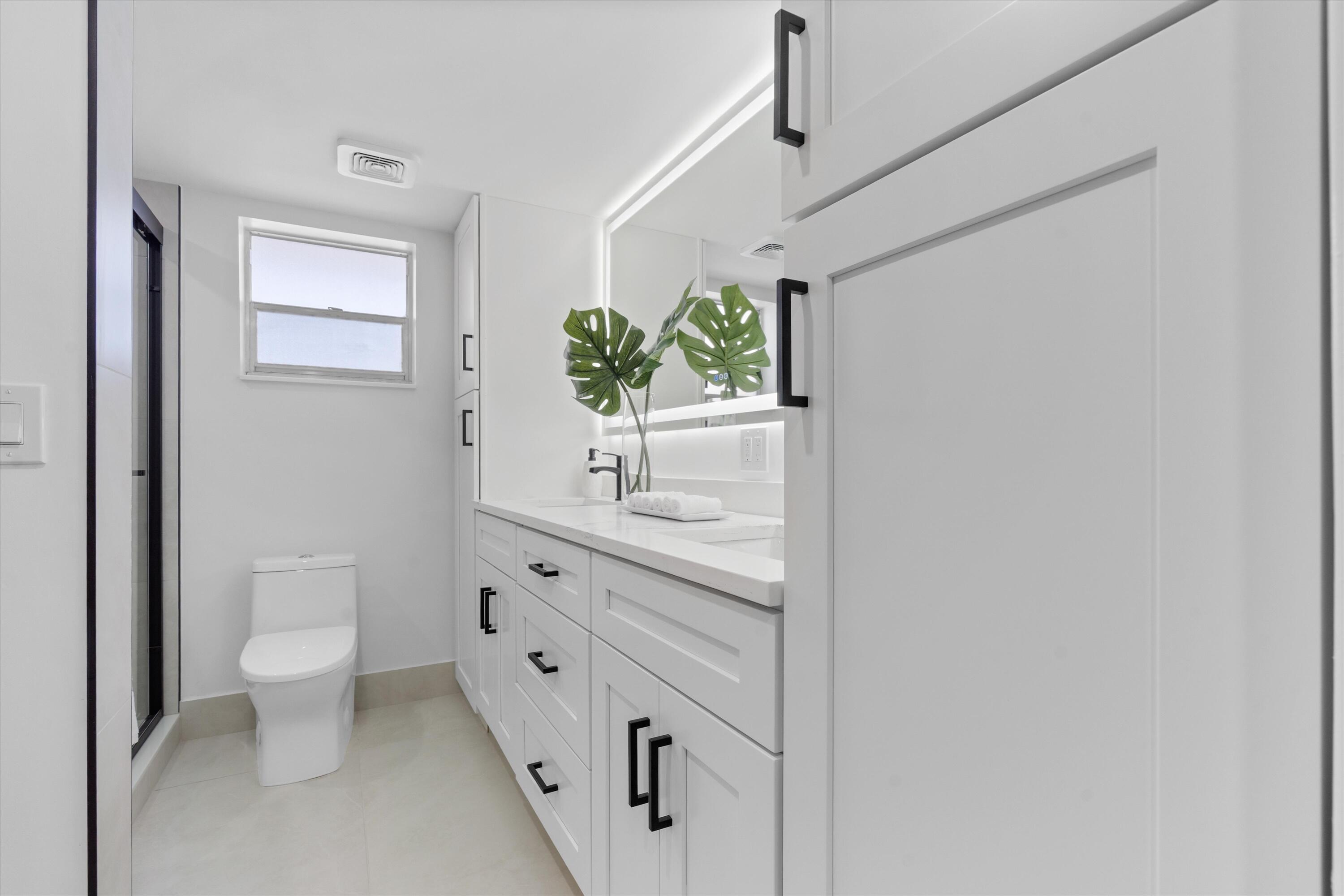 700 NE Harbour Terrace 3320