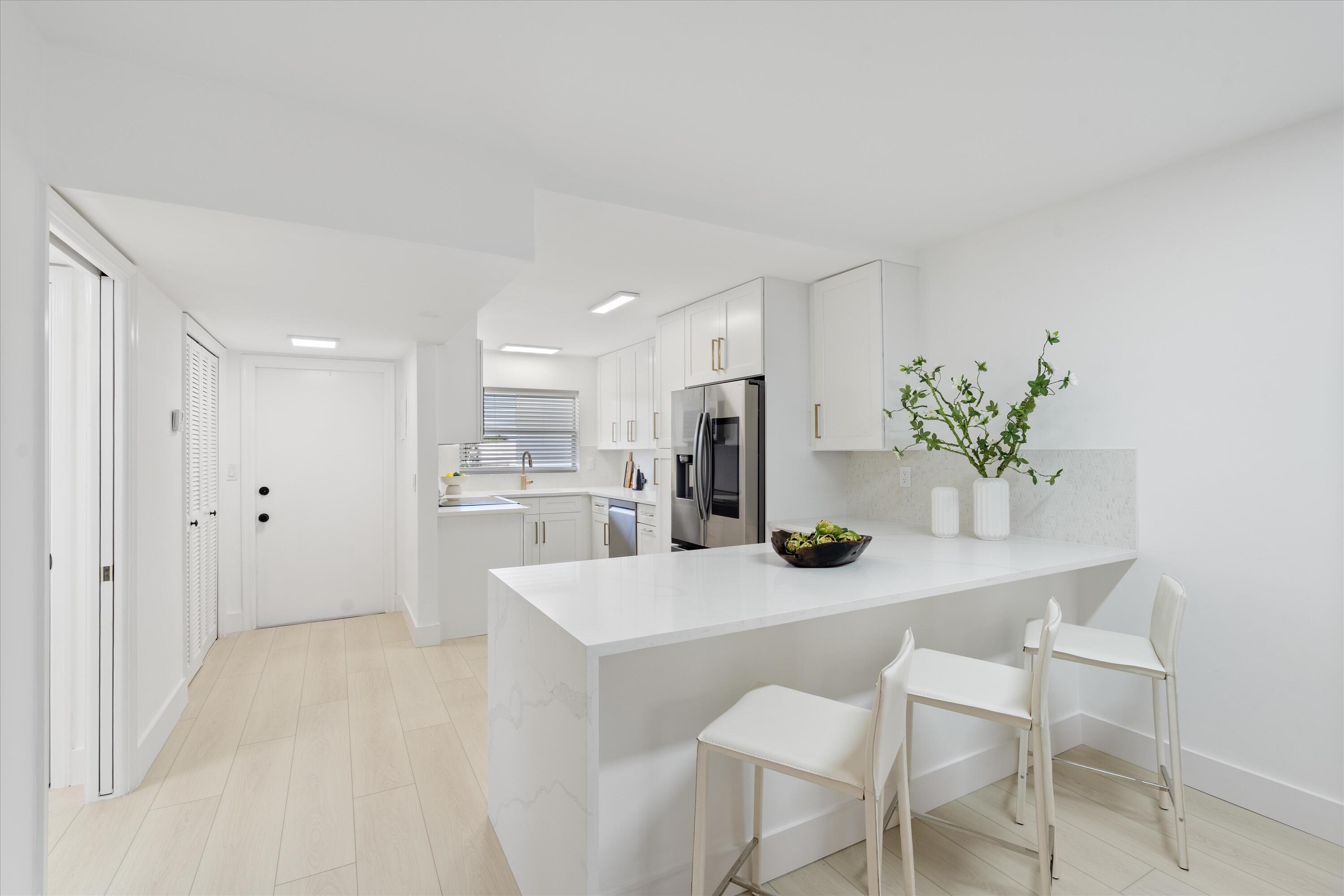 700 NE Harbour Terrace 3320