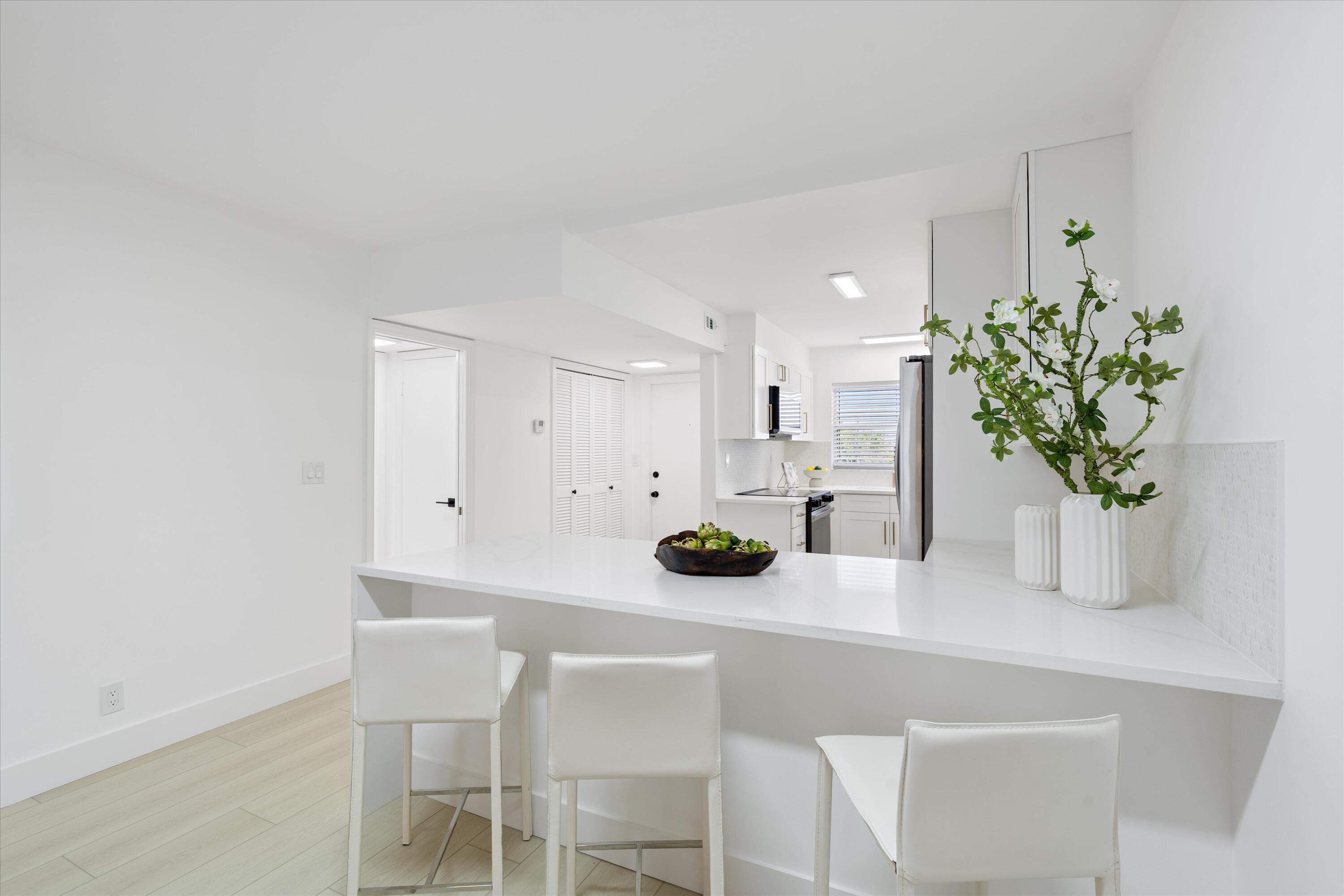 700 NE Harbour Terrace 3320