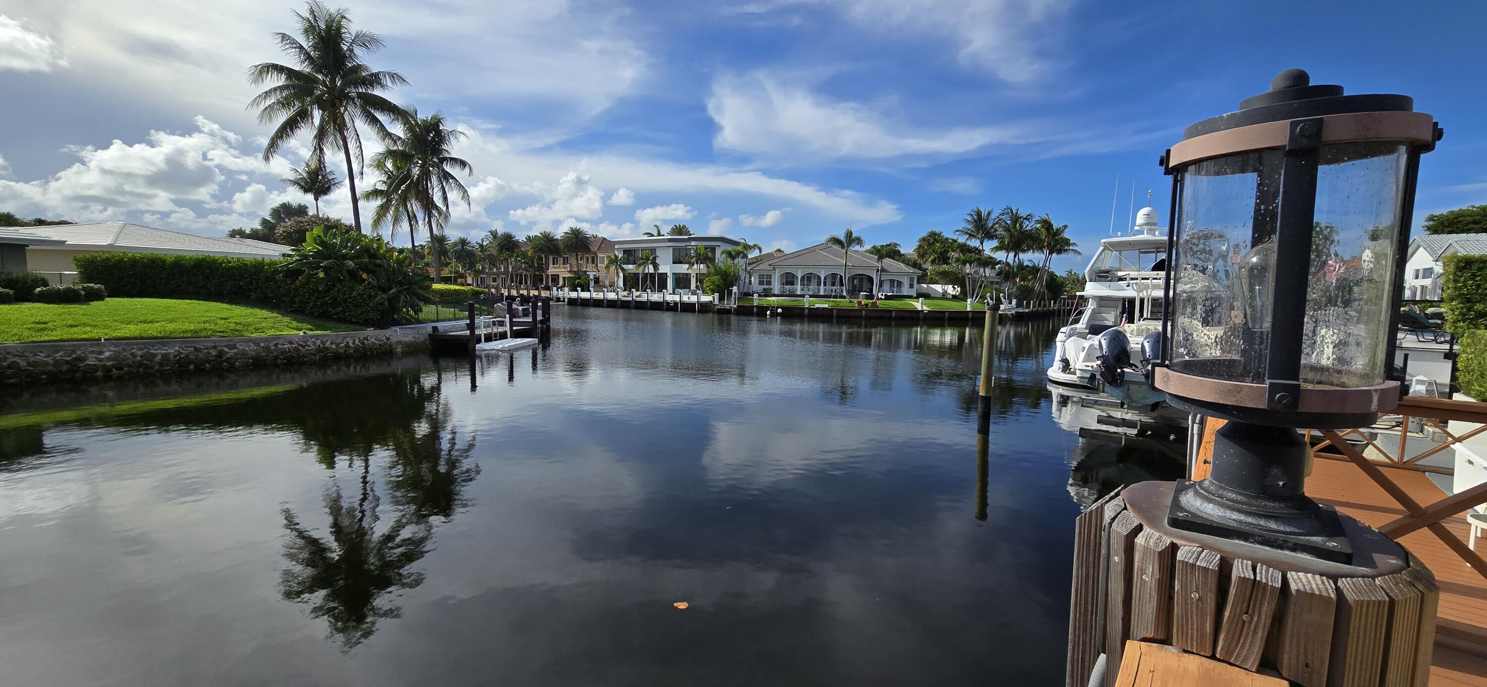 4011 NE 27th Terrace