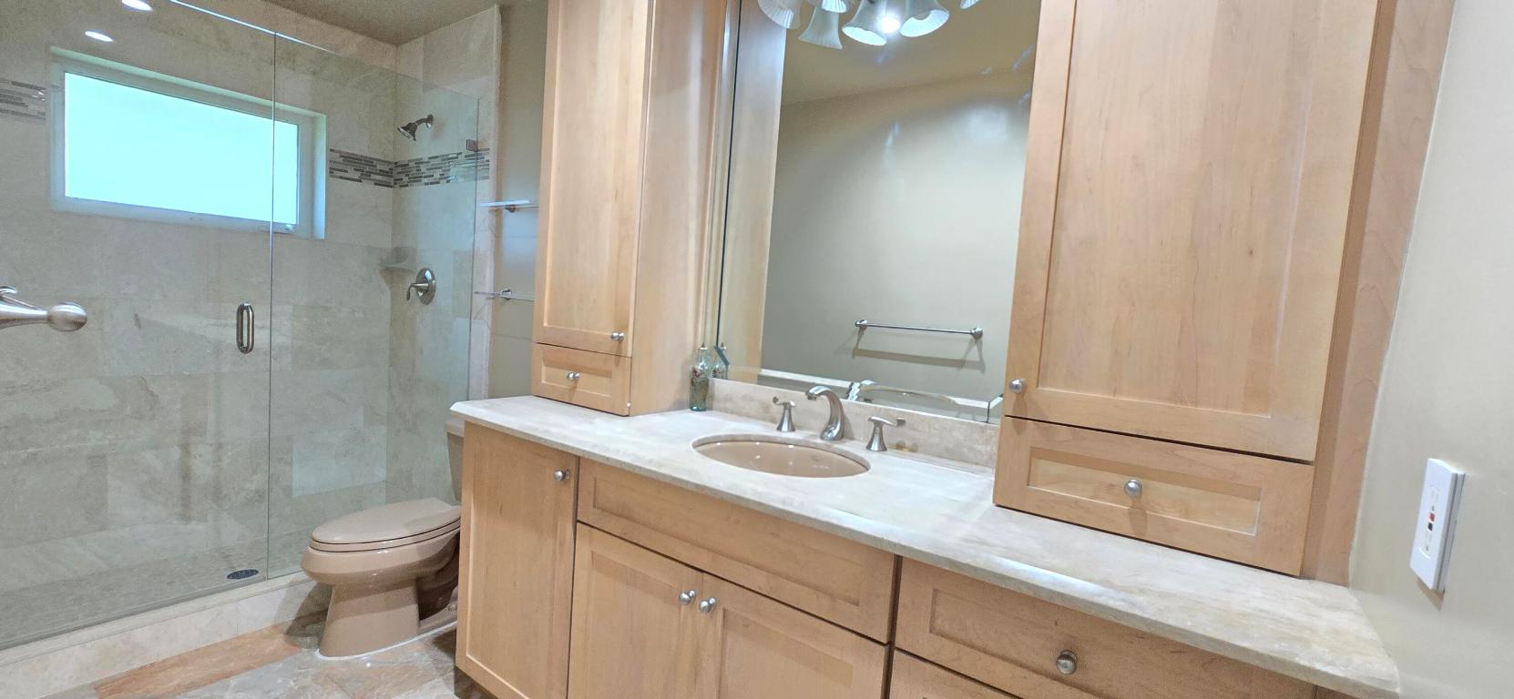 4011 NE 27th Terrace