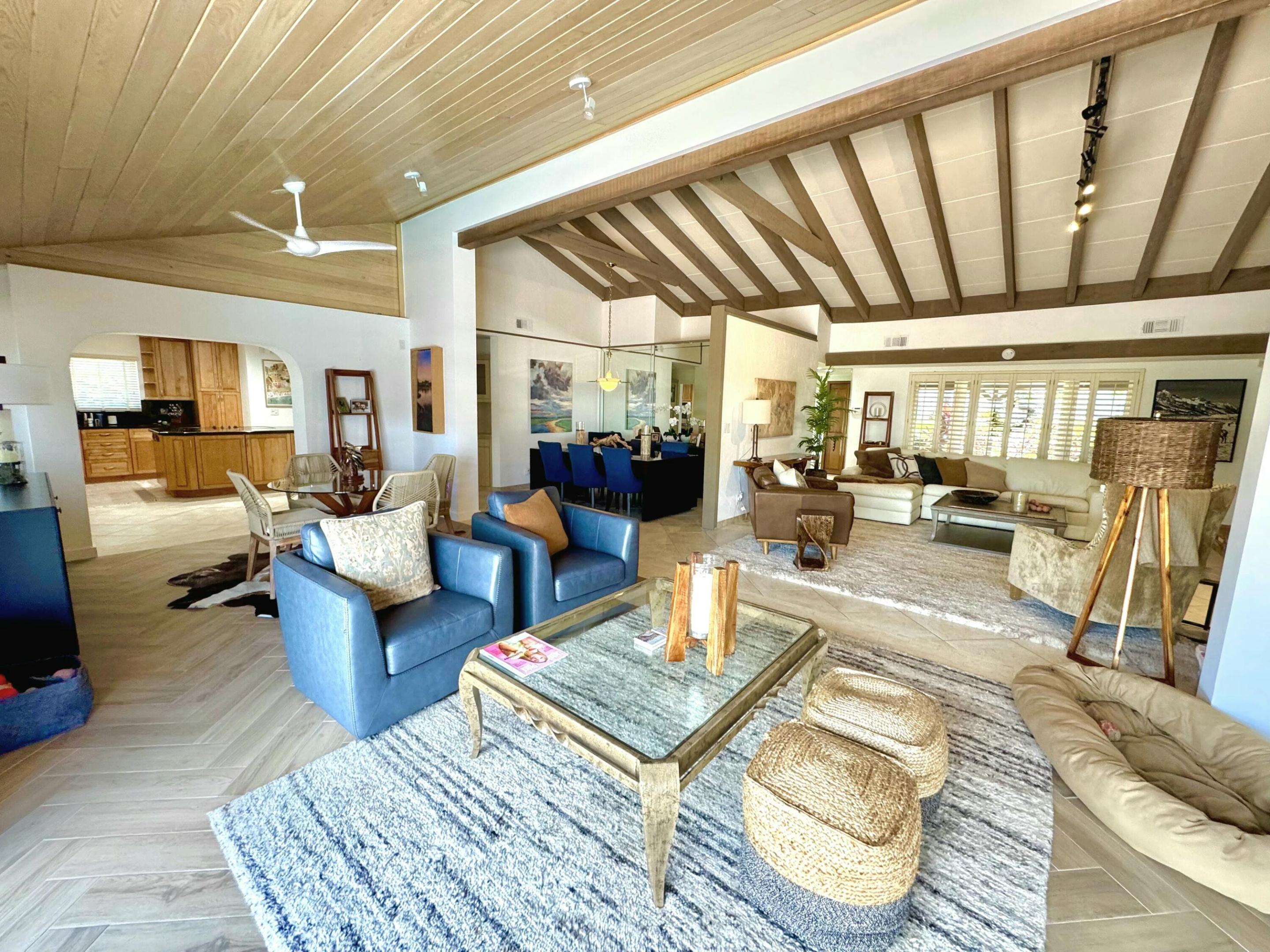 4011 NE 27th Terrace