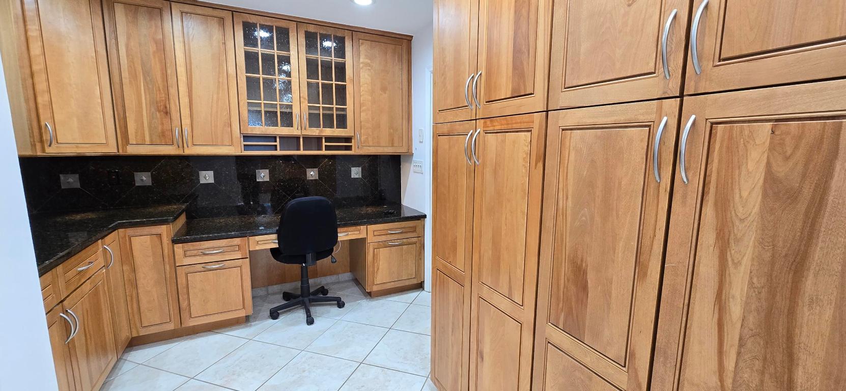 4011 NE 27th Terrace