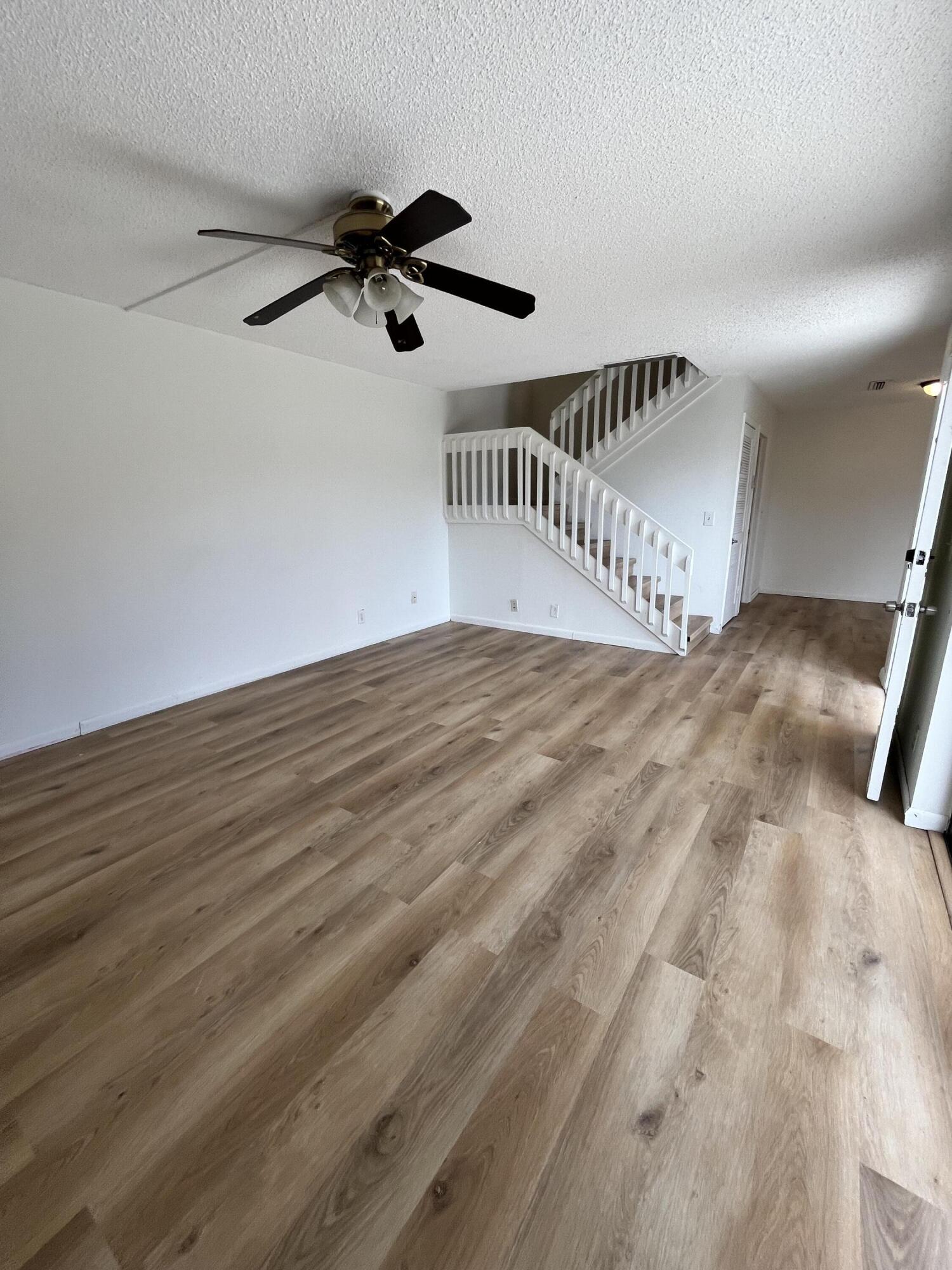 4204 Waterview Circle