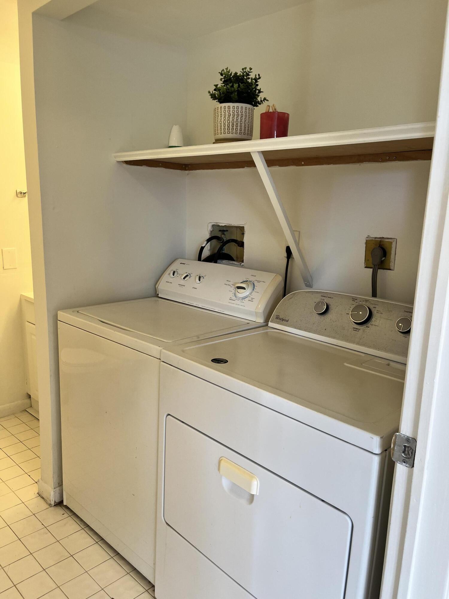 4204 Waterview Circle