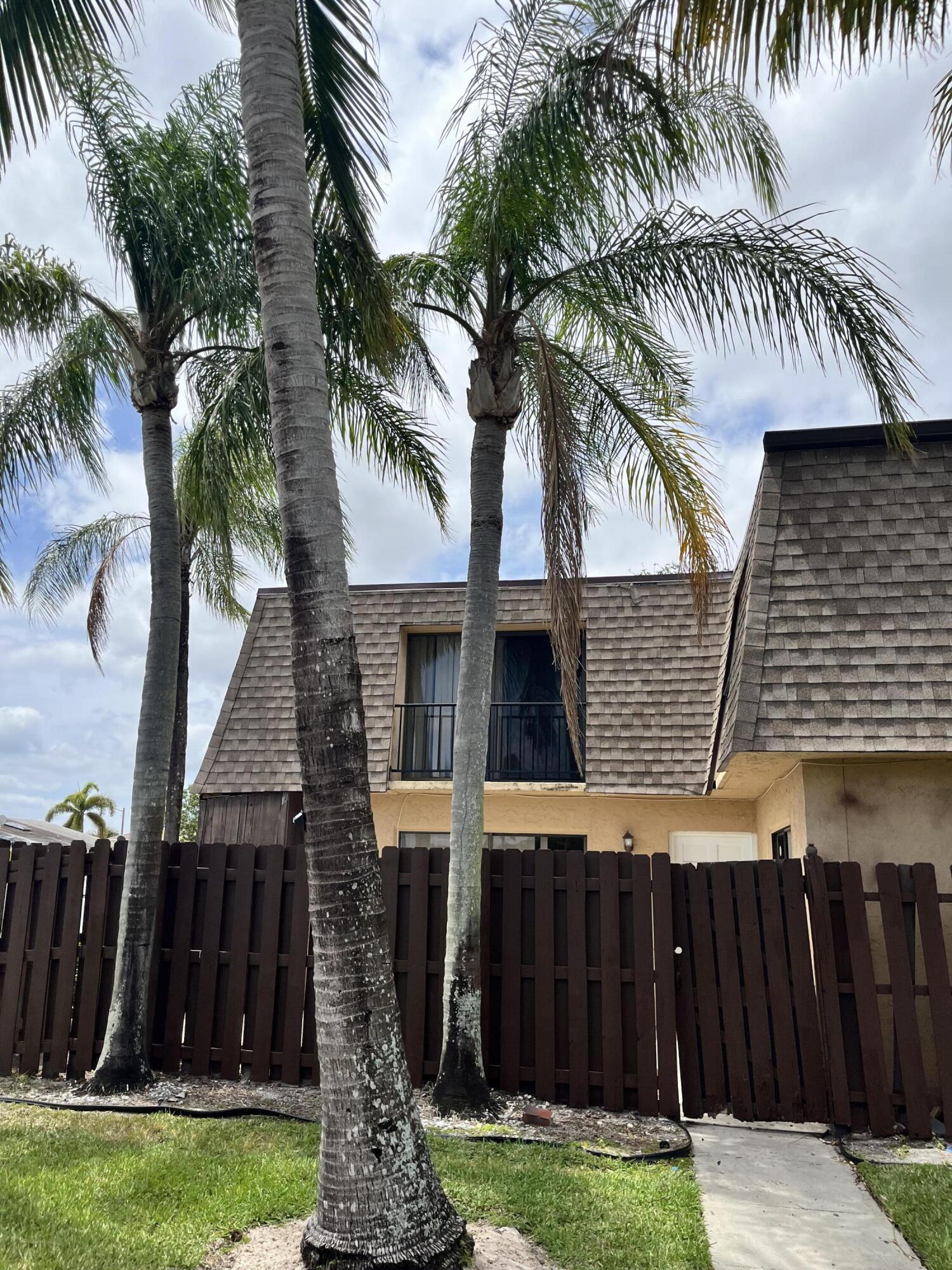 4204 Waterview Circle