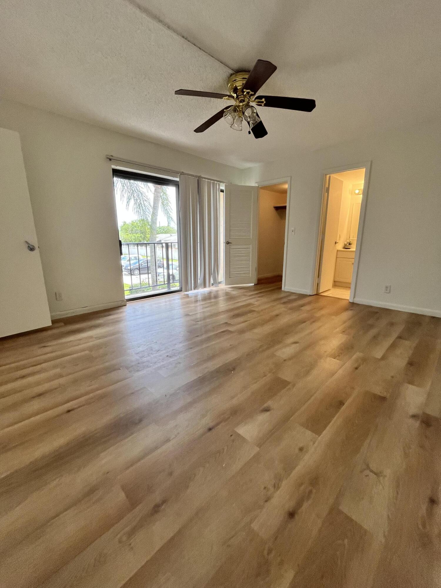 4204 Waterview Circle