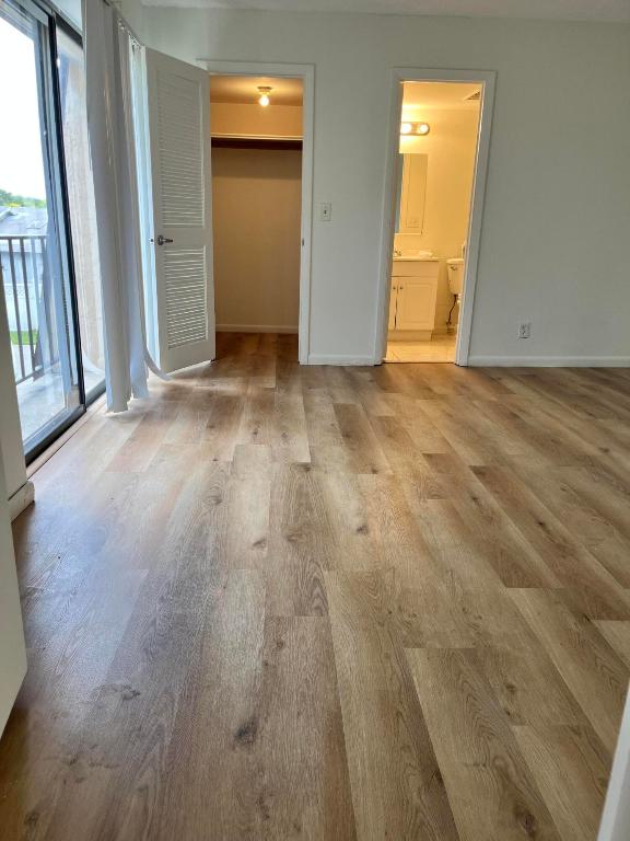 4204 Waterview Circle