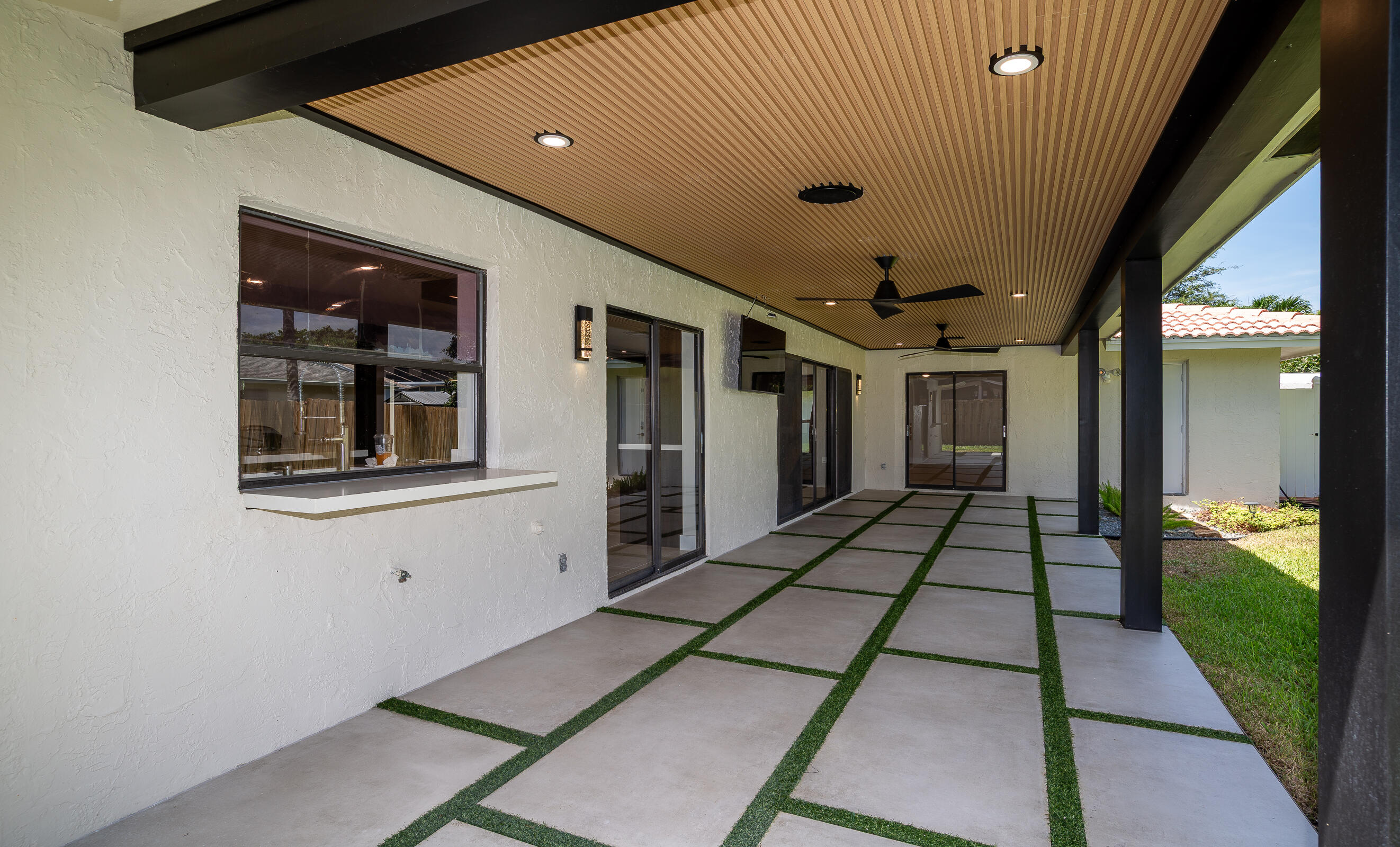4853 Willow Drive