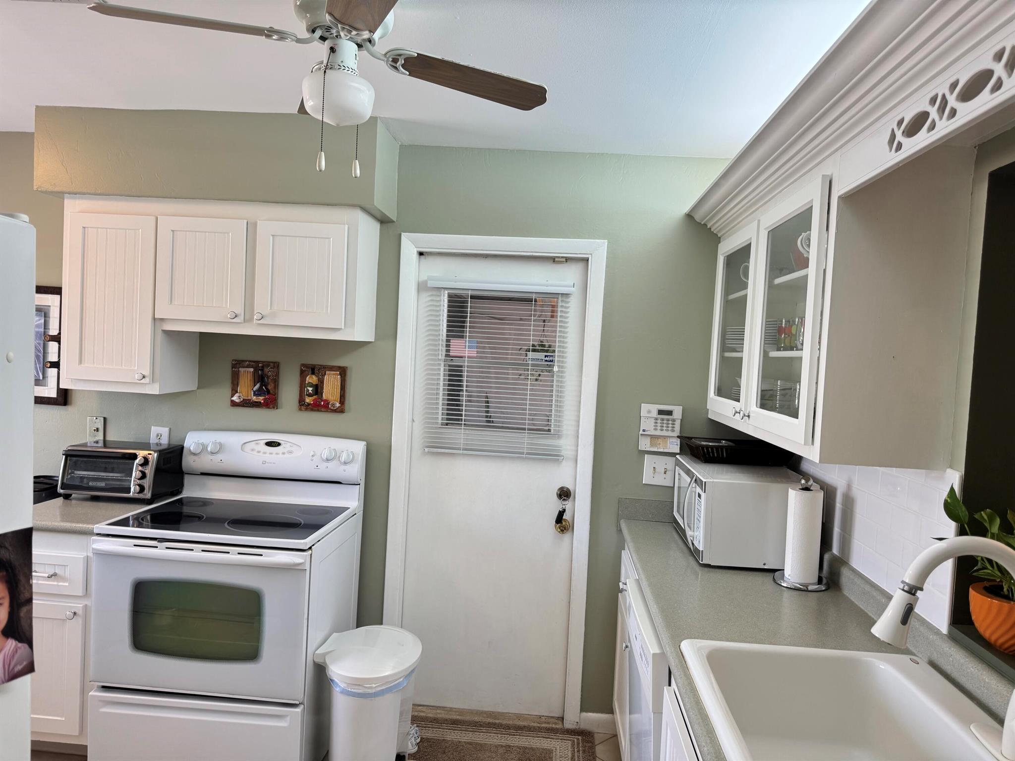 14904 Wildflower Lane