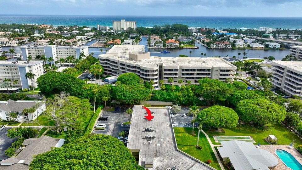 555 Banyan Tree Lane 302