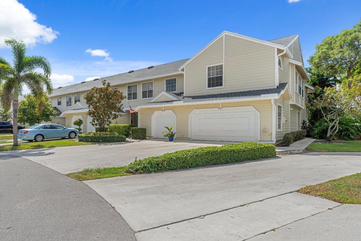 5302 Sapphire Valley