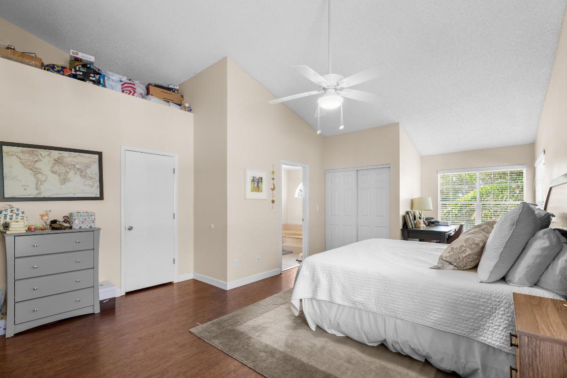 5302 Sapphire Valley