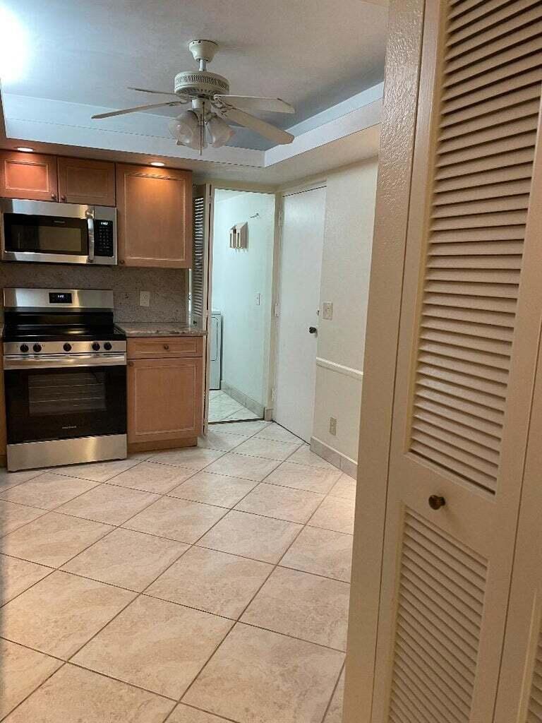 6300 NW 2nd Ave. 305