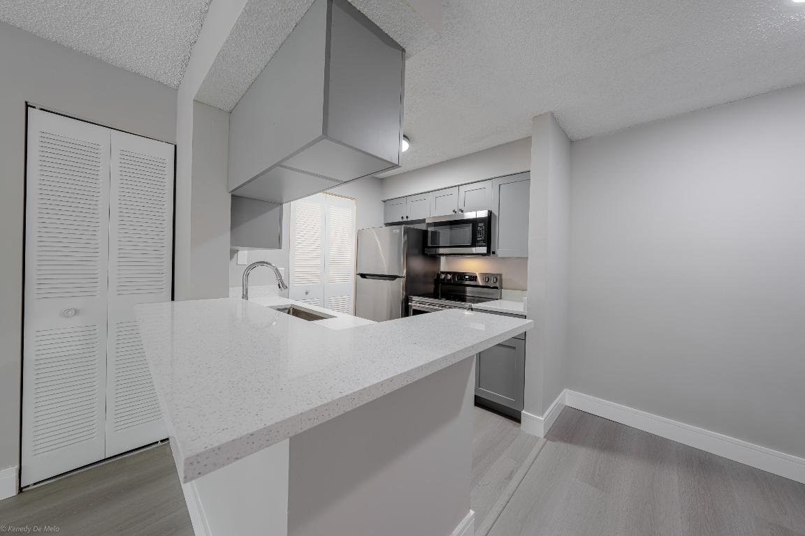 1247 SW 46th Avenue 1314