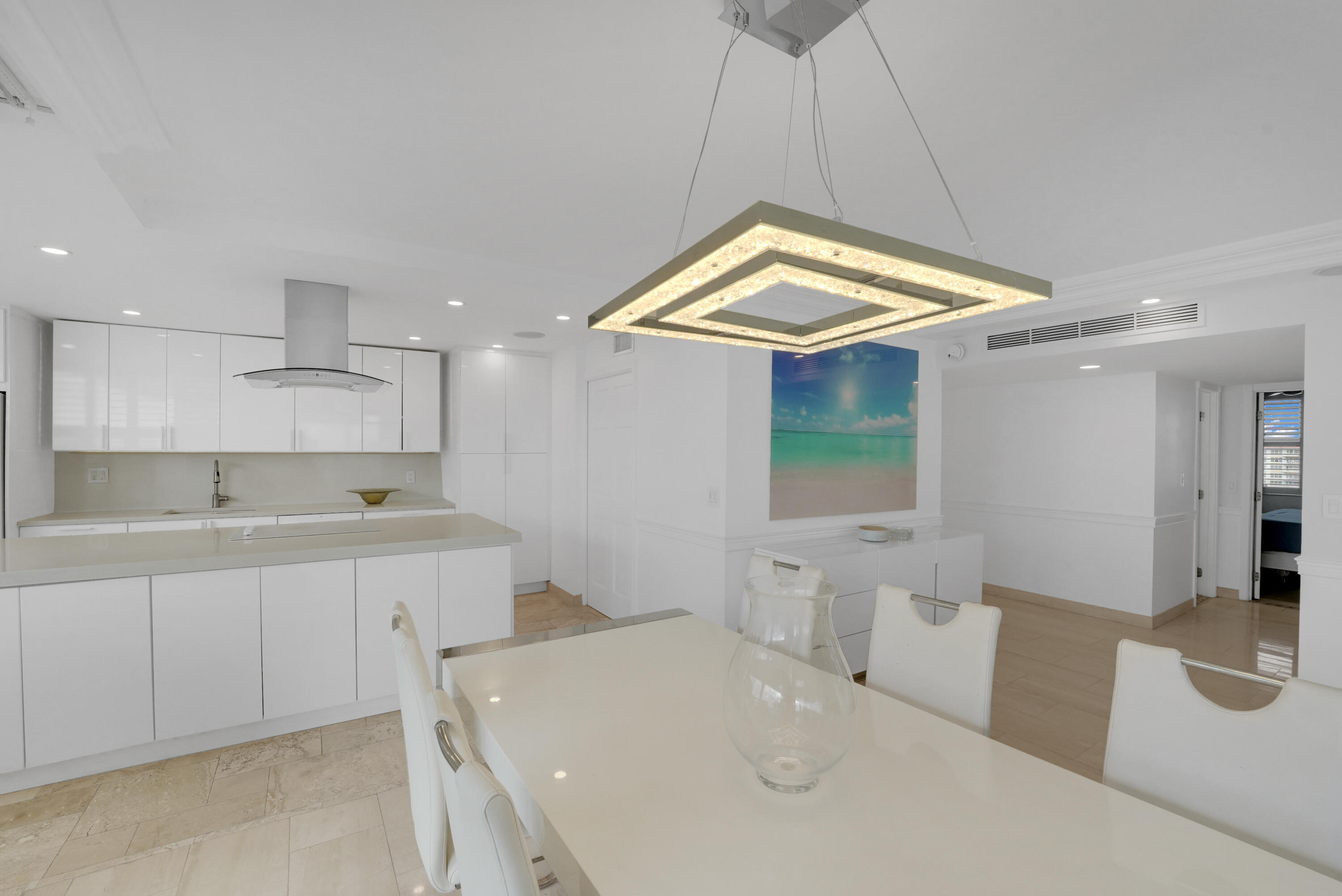 2800 E Sunrise Boulevard 19a