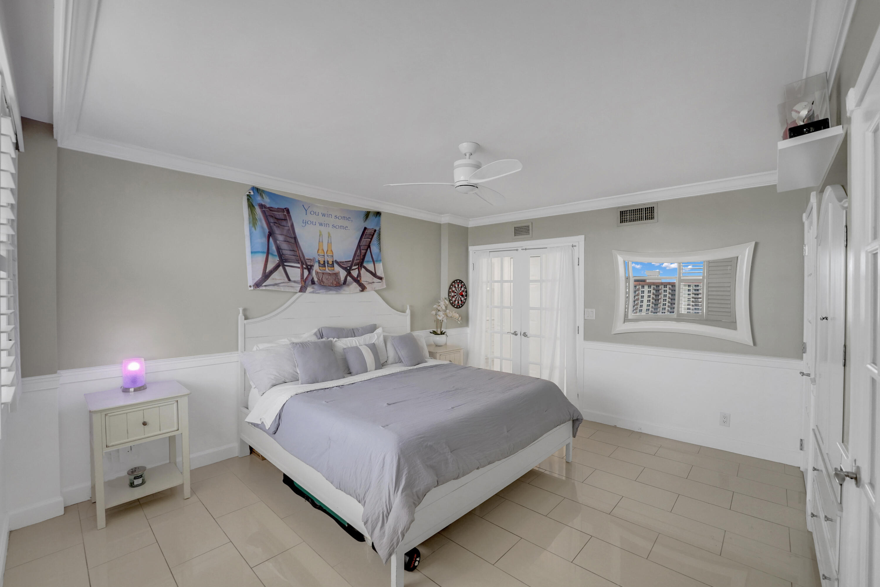 2800 E Sunrise Boulevard 19a