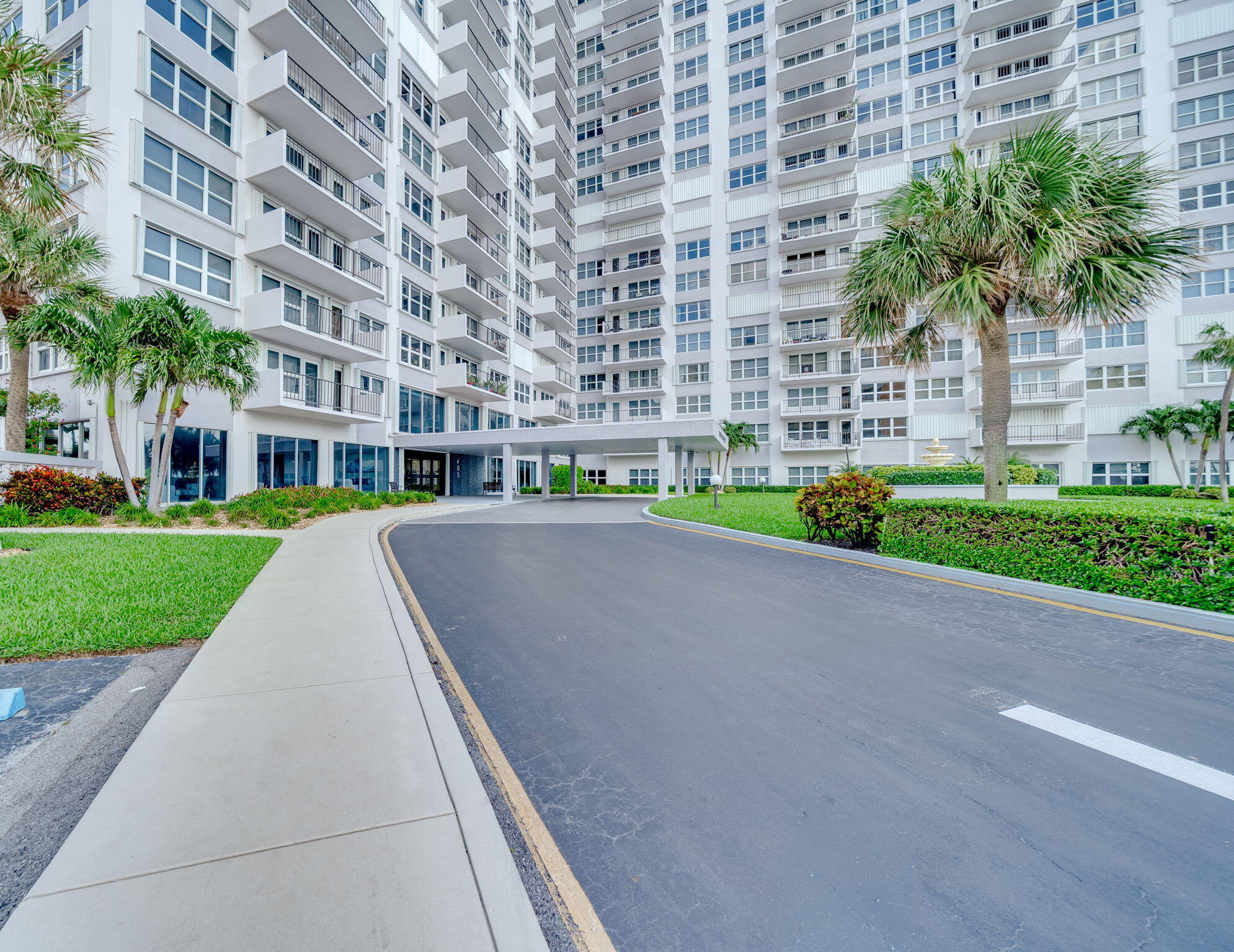 405 N Ocean Boulevard 122