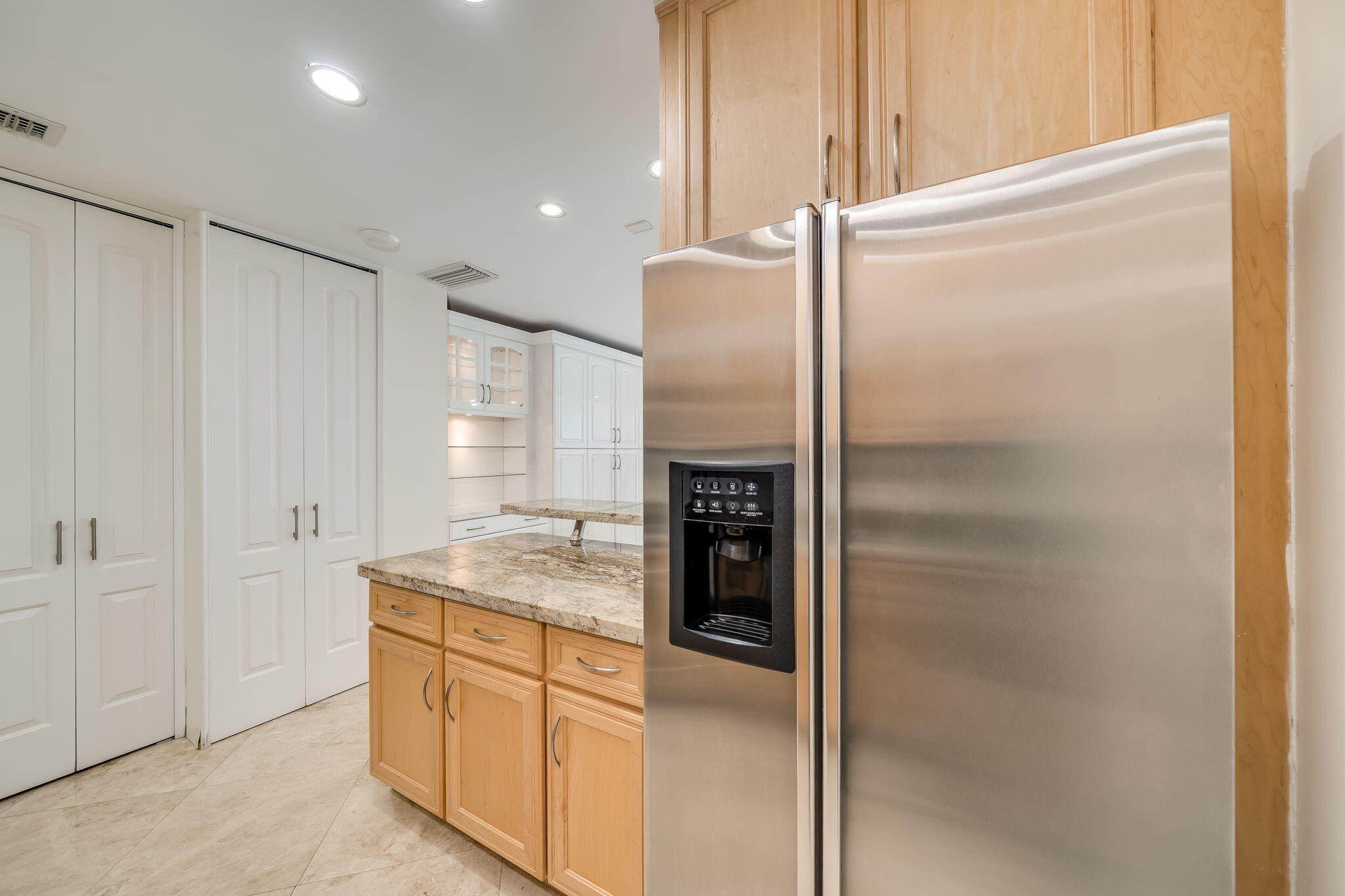 405 N Ocean Boulevard 122