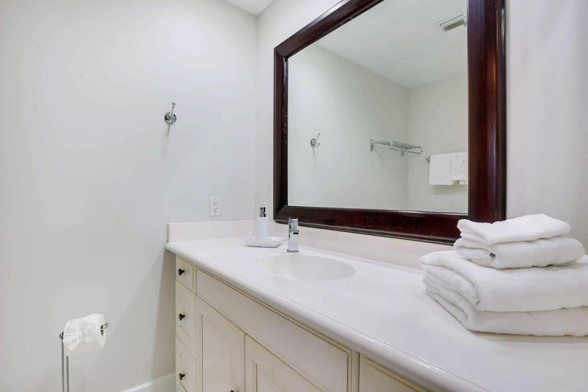 7515 Silver Woods Court, Boca Raton