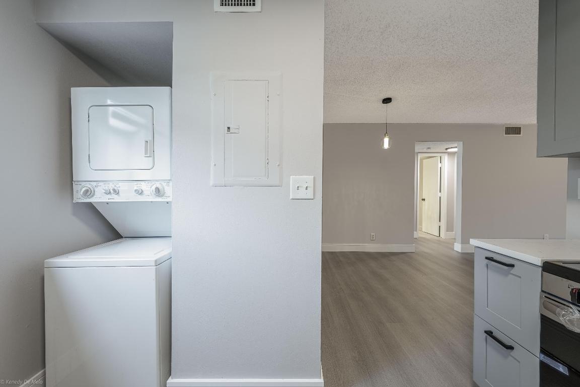 105 Gardens Drive 102