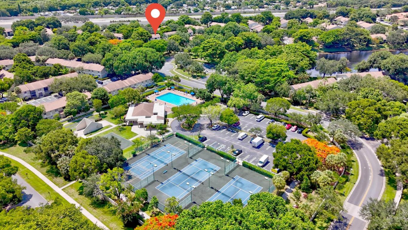 105 Gardens Drive 102