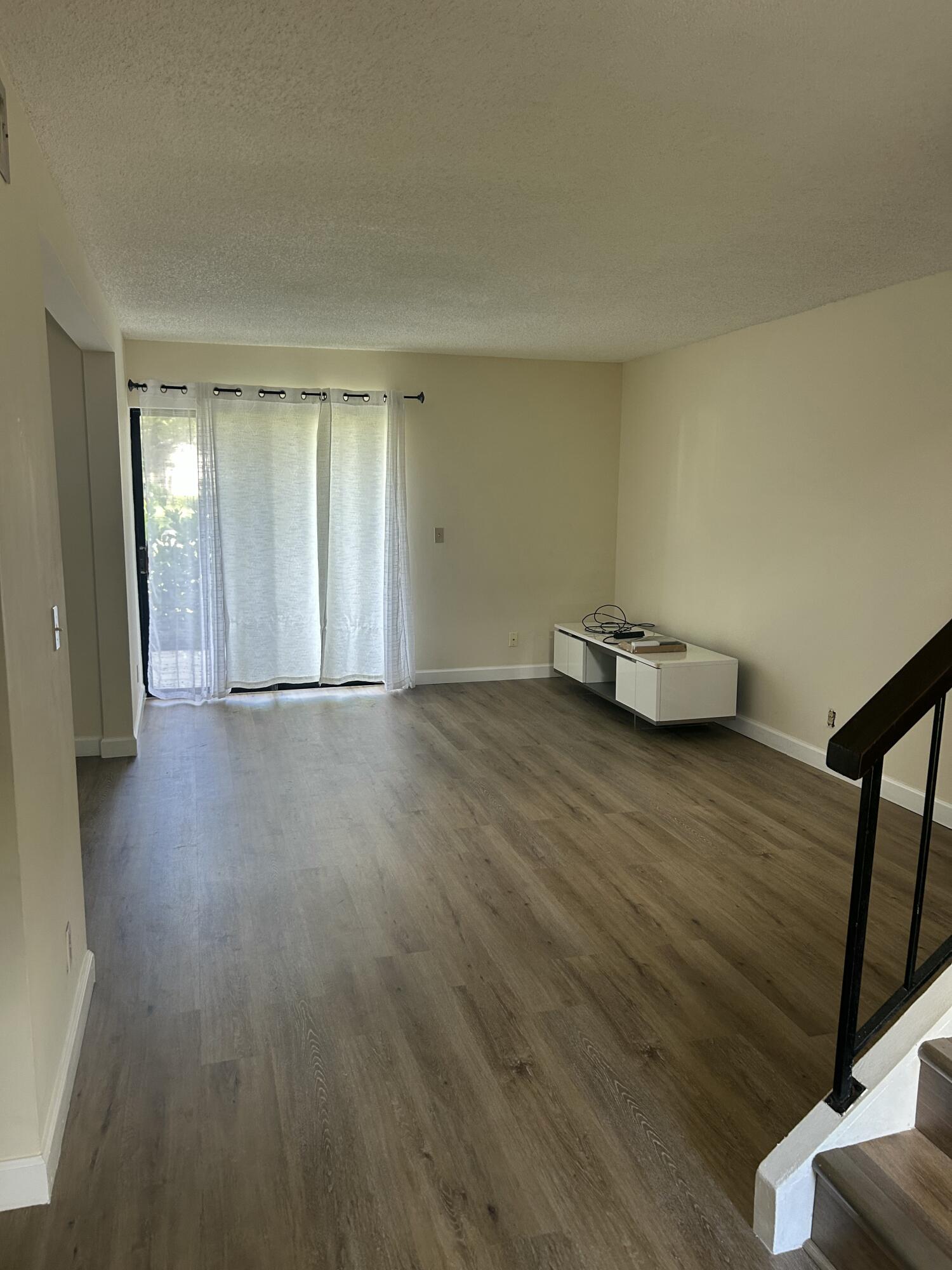 7200 NW 2nd Avenue 68