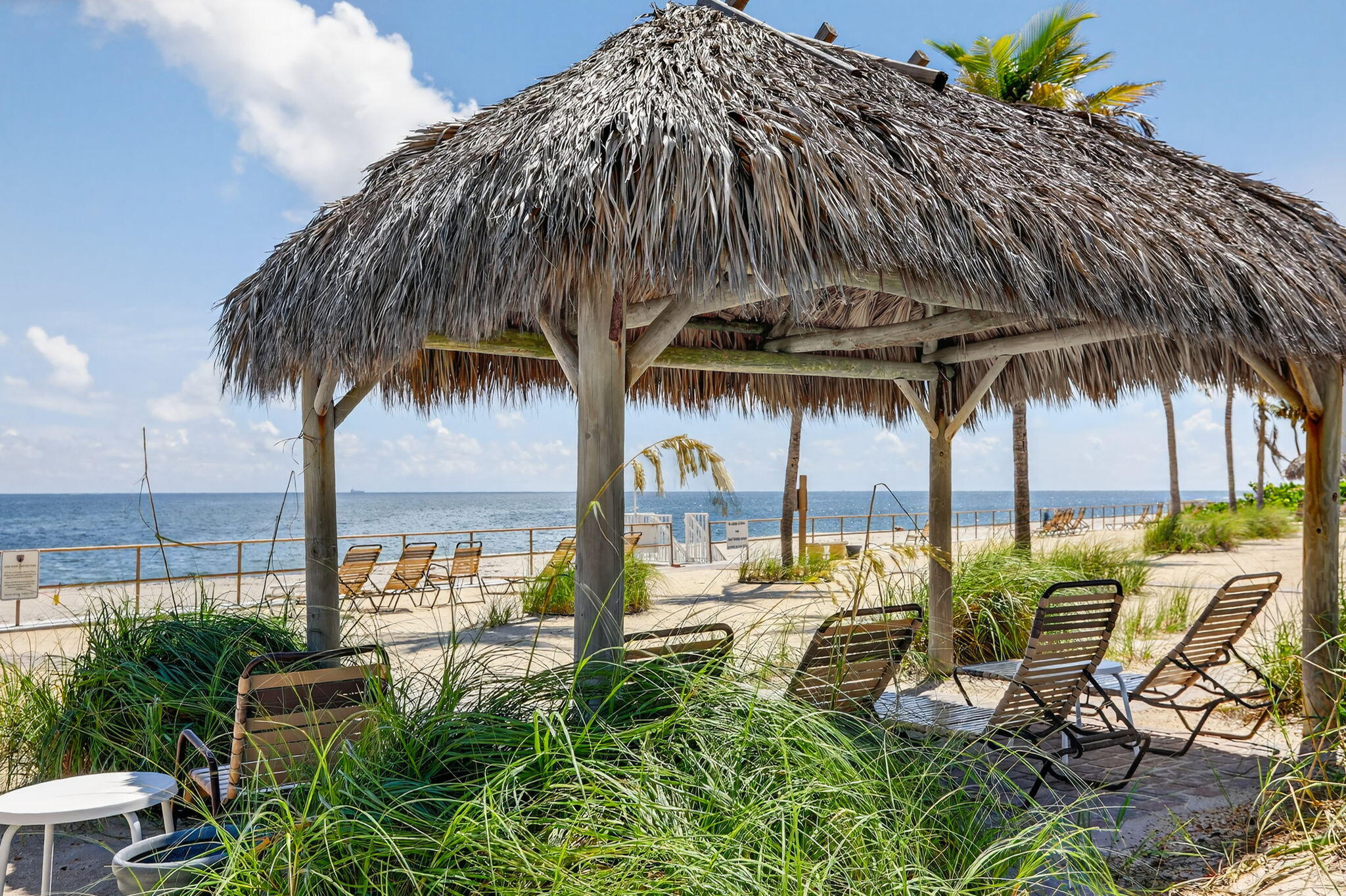 1225 Hillsboro Mile B2