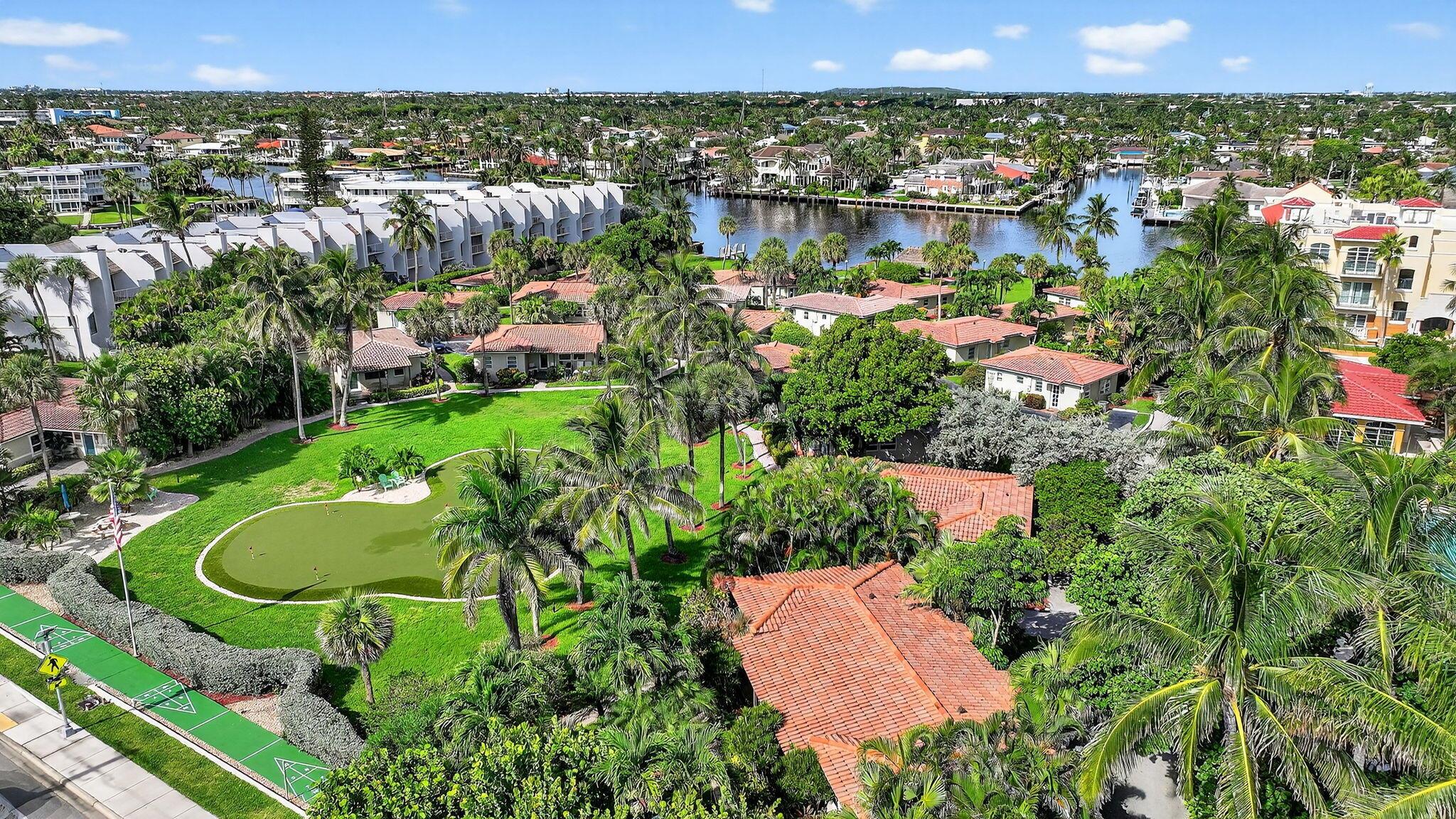 1225 Hillsboro Mile B2