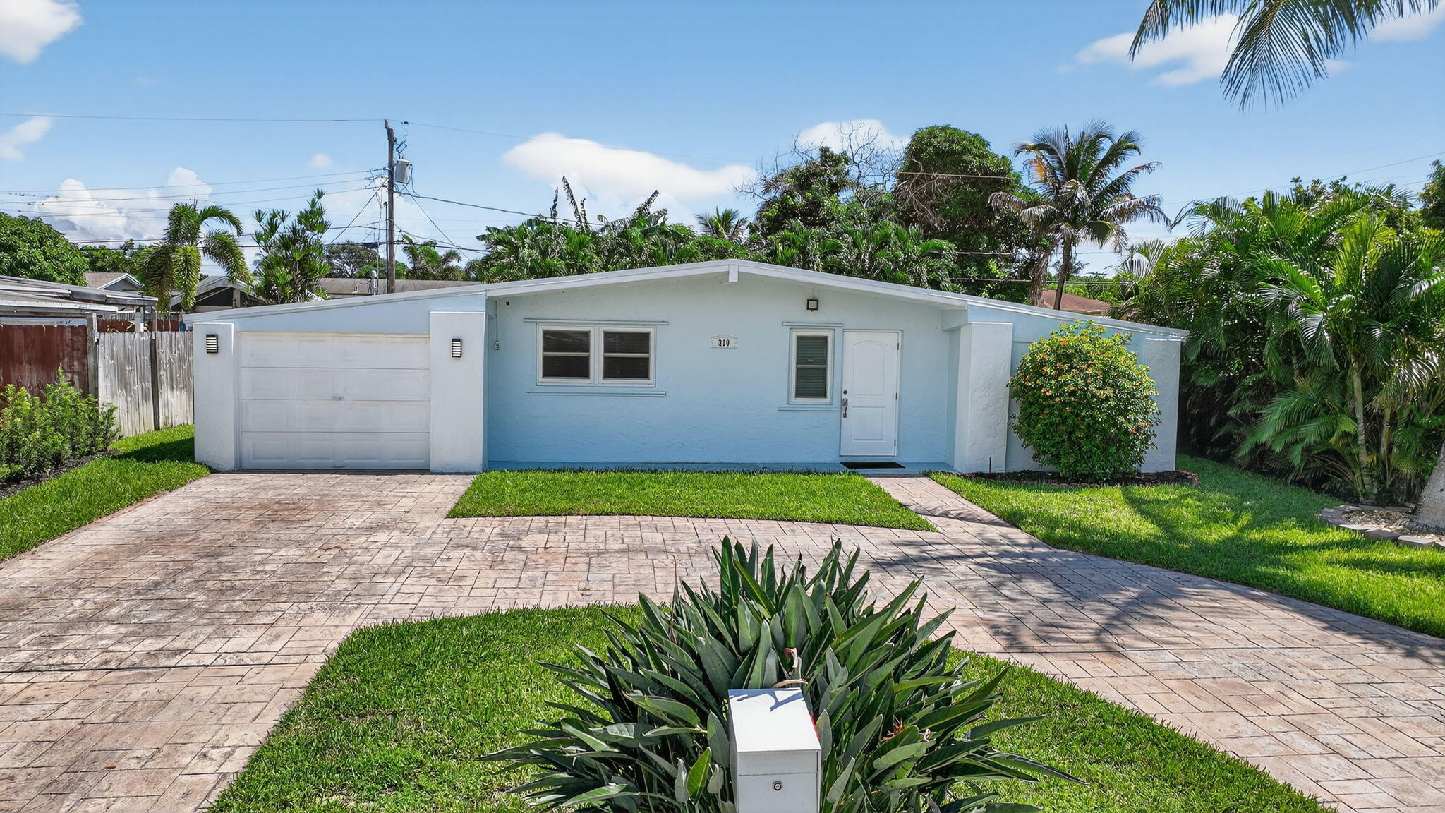 310 Glen Arbor Terrace