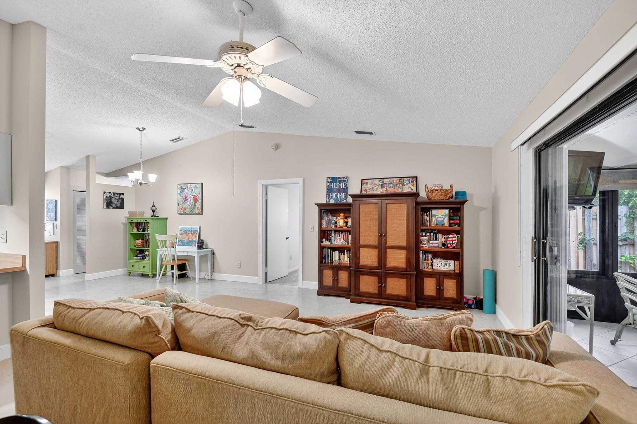 15 Farnworth Drive