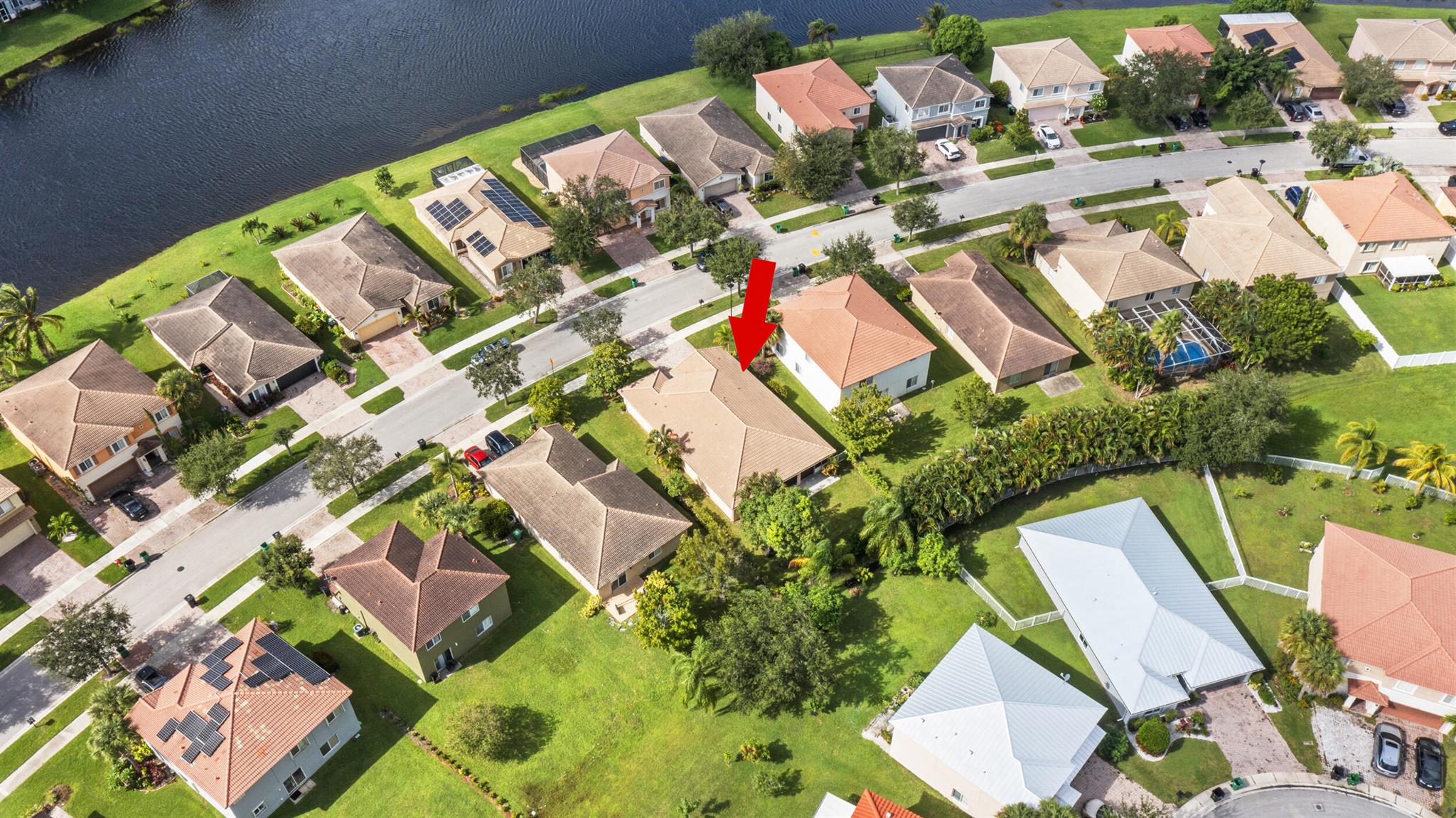 2064 SW Newport Isles Boulevard