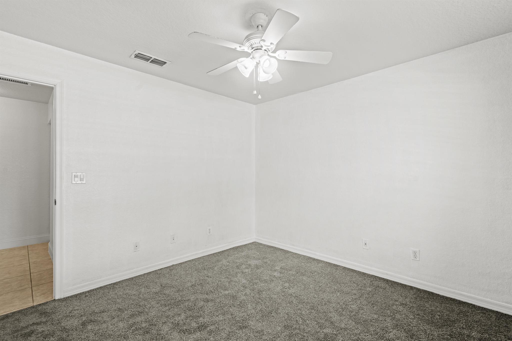 2064 SW Newport Isles Boulevard