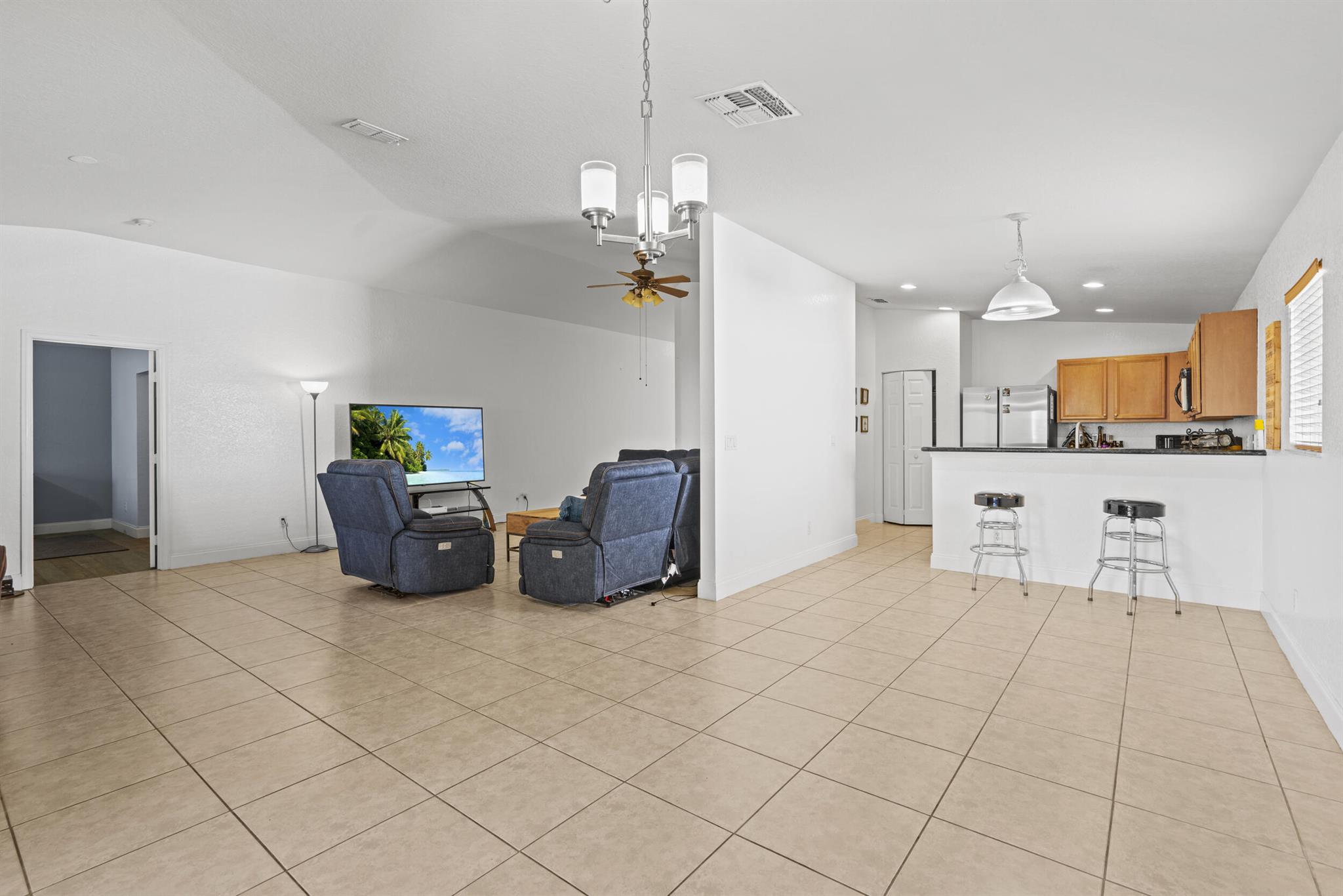 2064 SW Newport Isles Boulevard