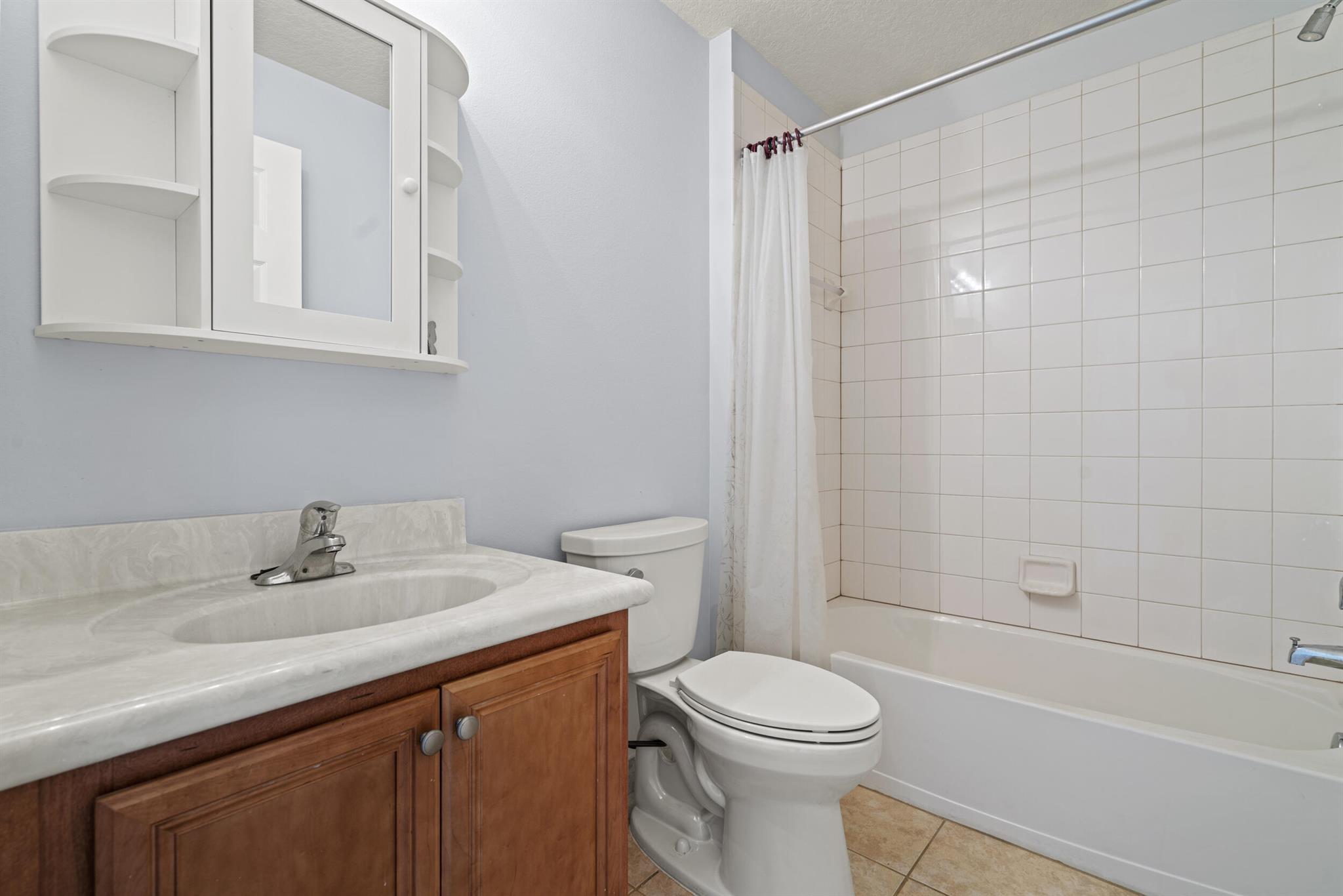 2064 SW Newport Isles Boulevard