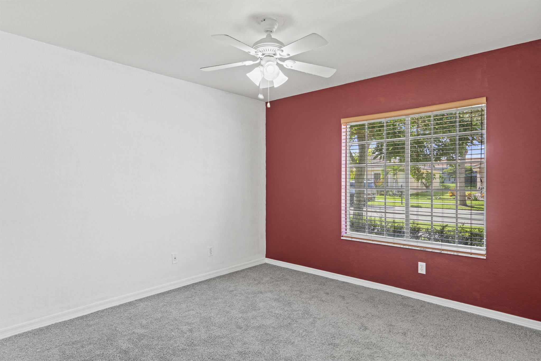 2064 SW Newport Isles Boulevard