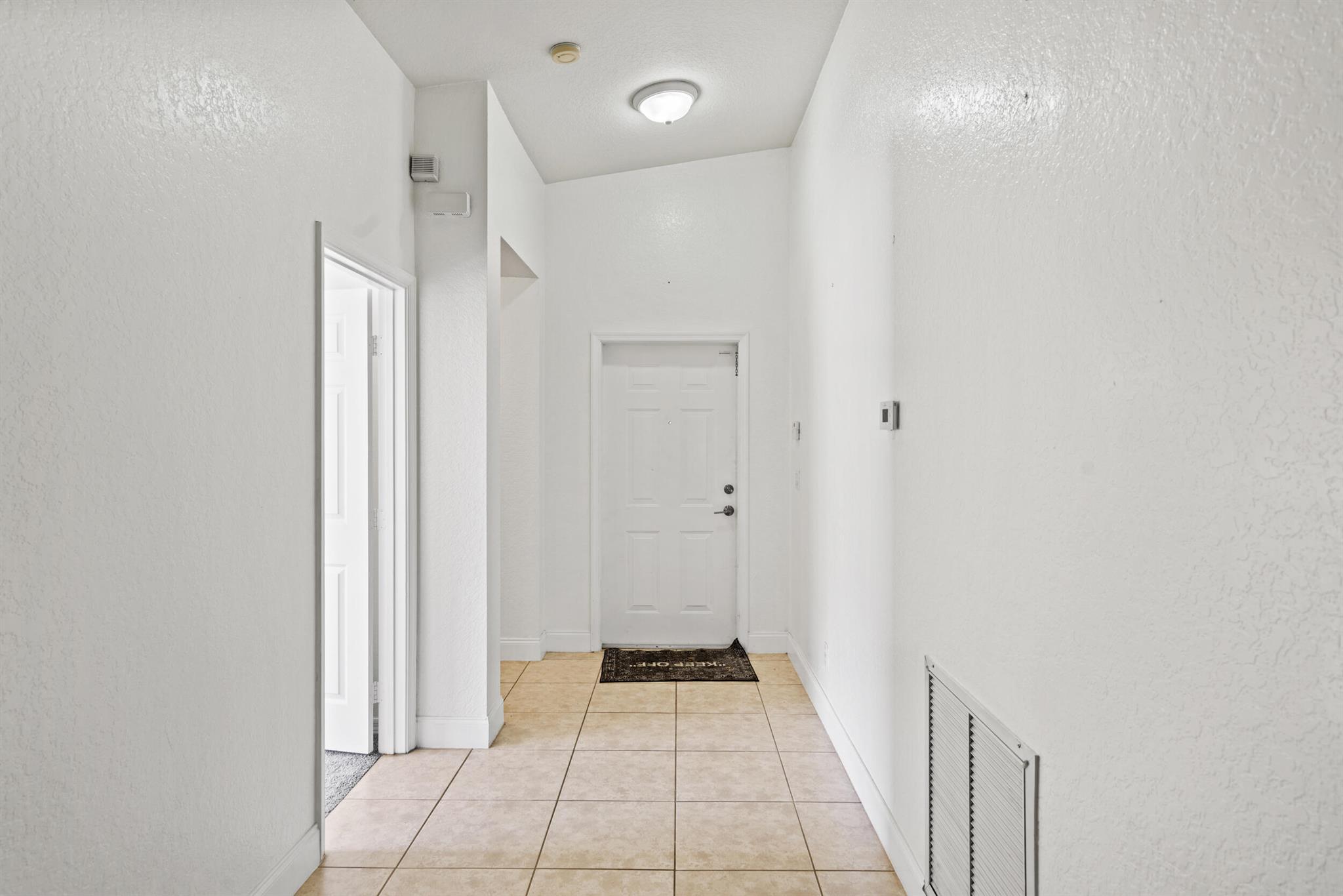 2064 SW Newport Isles Boulevard