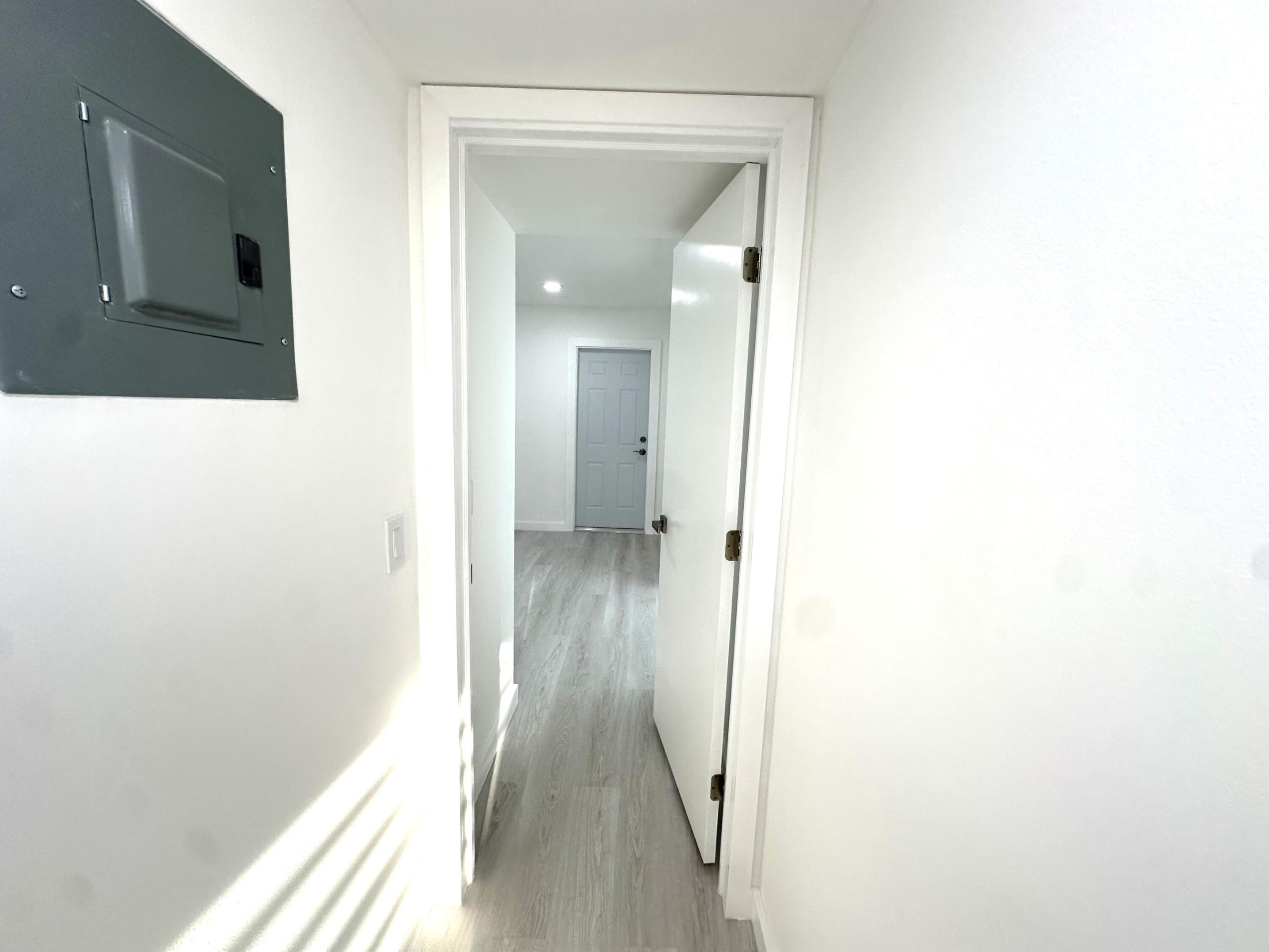 887 North Drive A