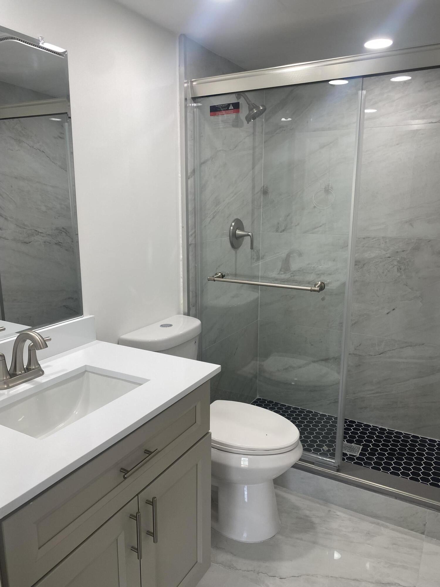 9466 Boca Cove Circle 303