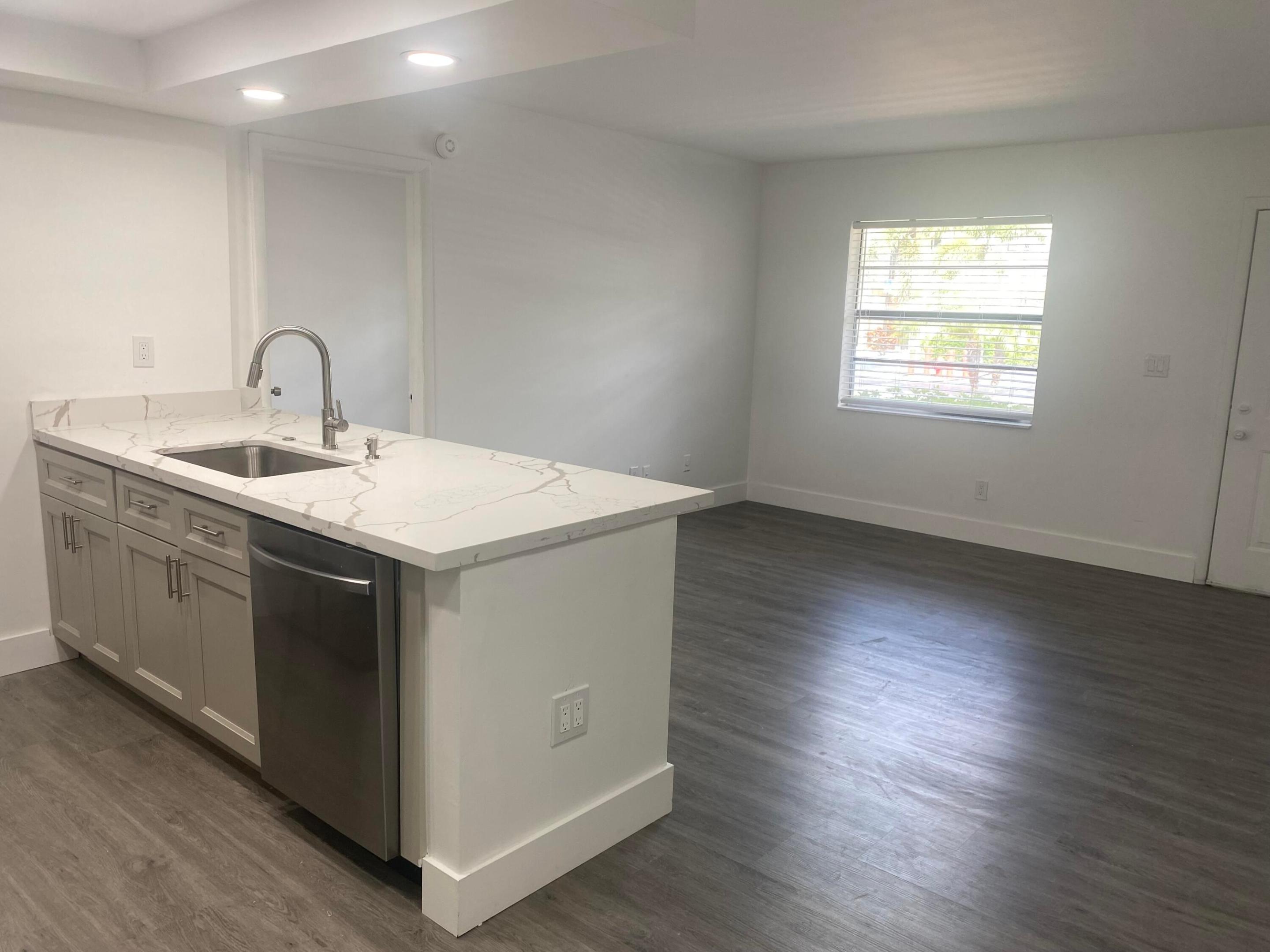 9466 Boca Cove Circle 303