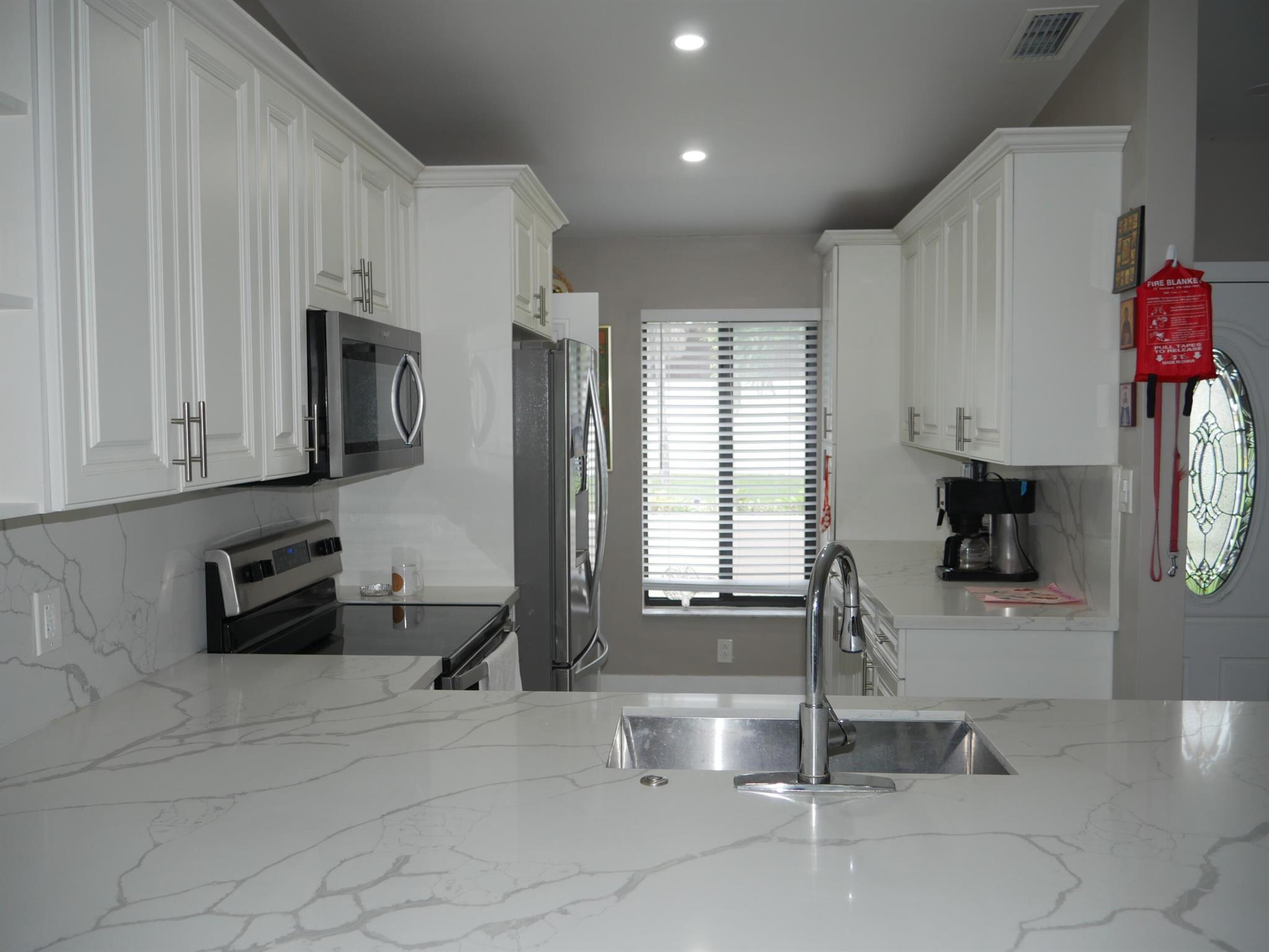 15652 Bottlebrush Circle