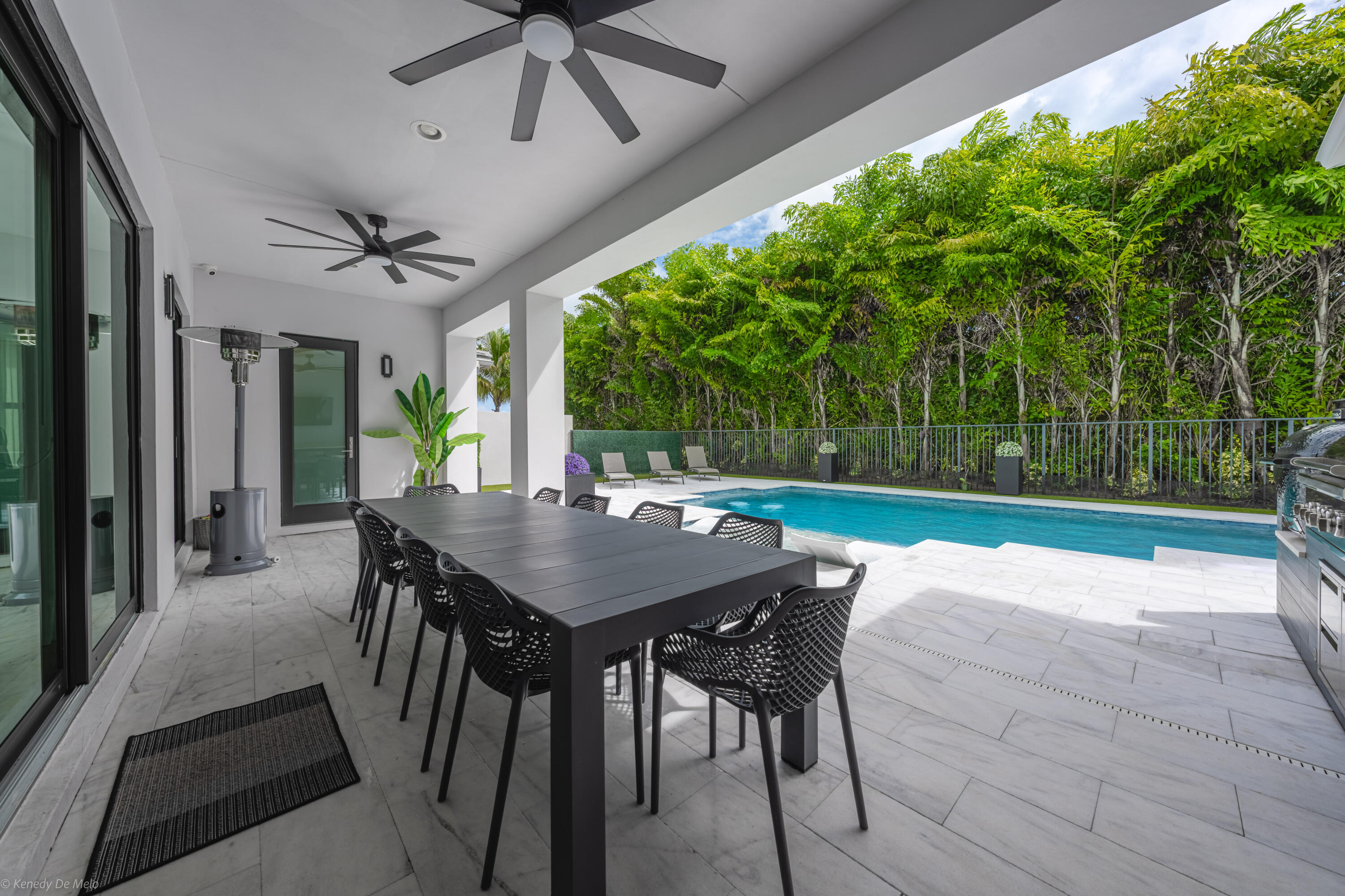 8652 Dream Falls Street