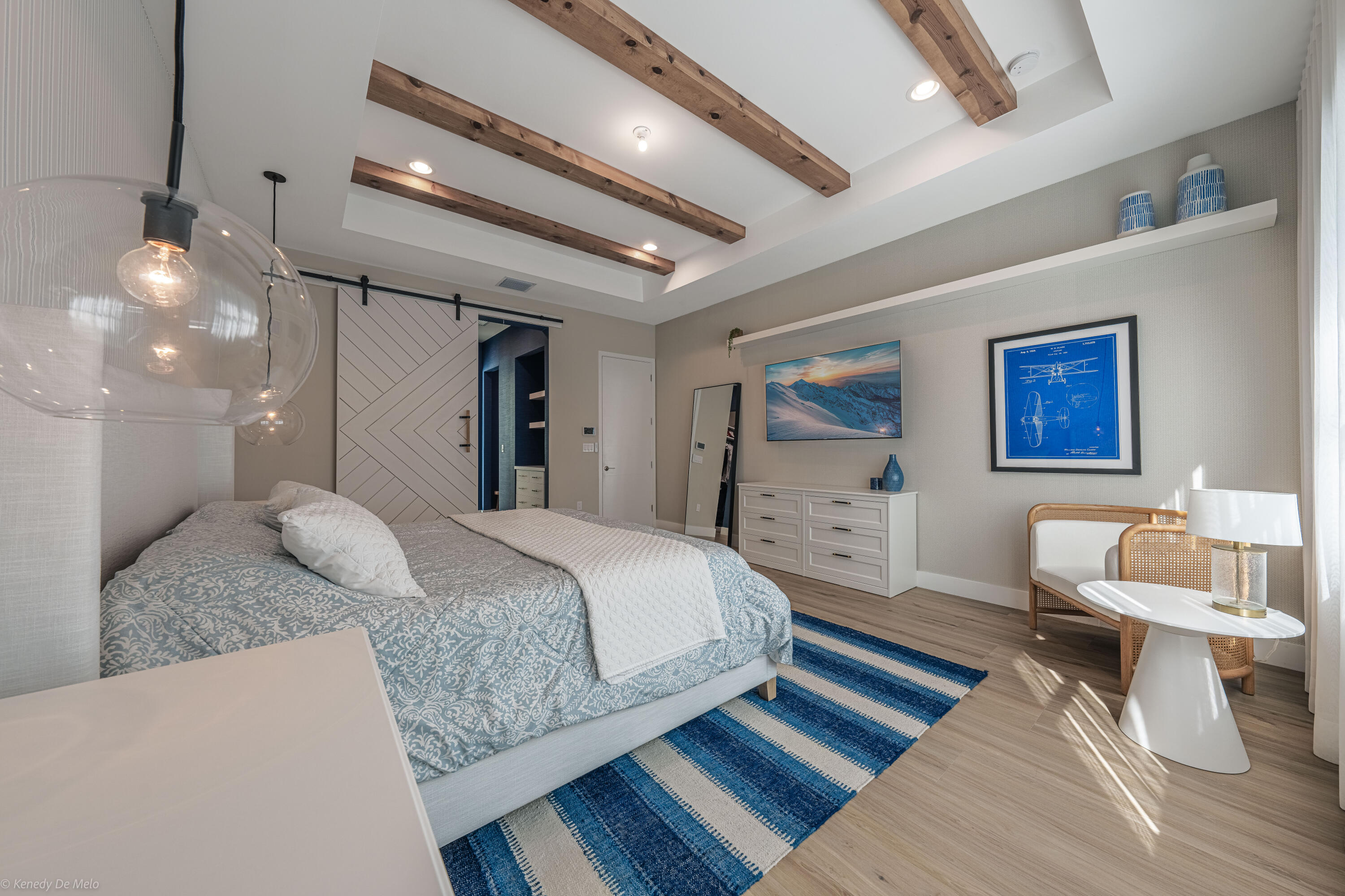 8652 Dream Falls Street