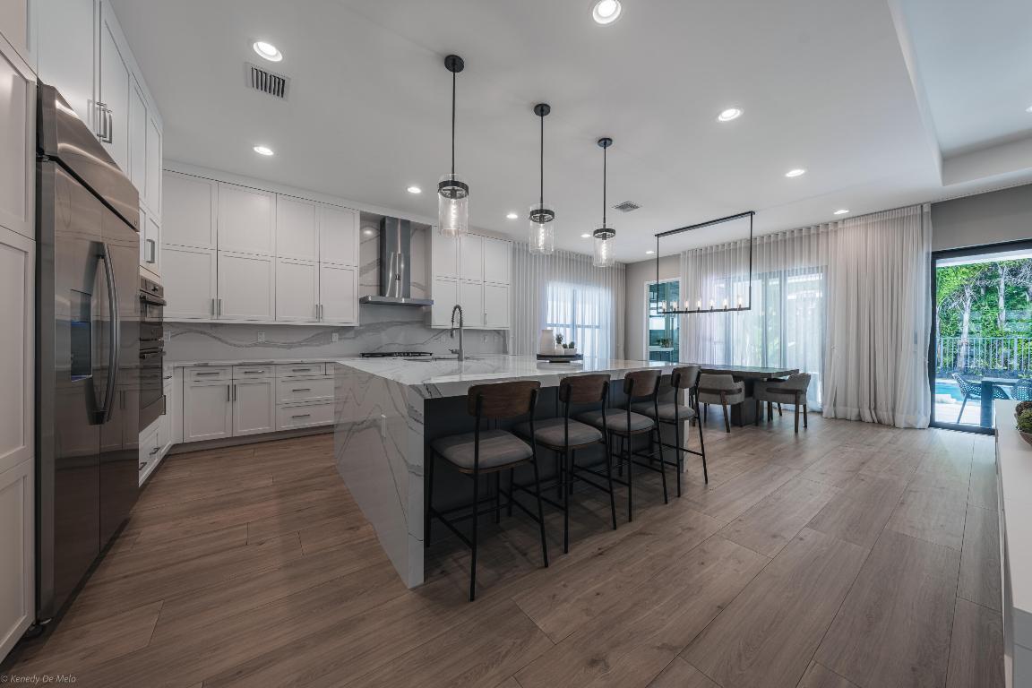 8652 Dream Falls Street