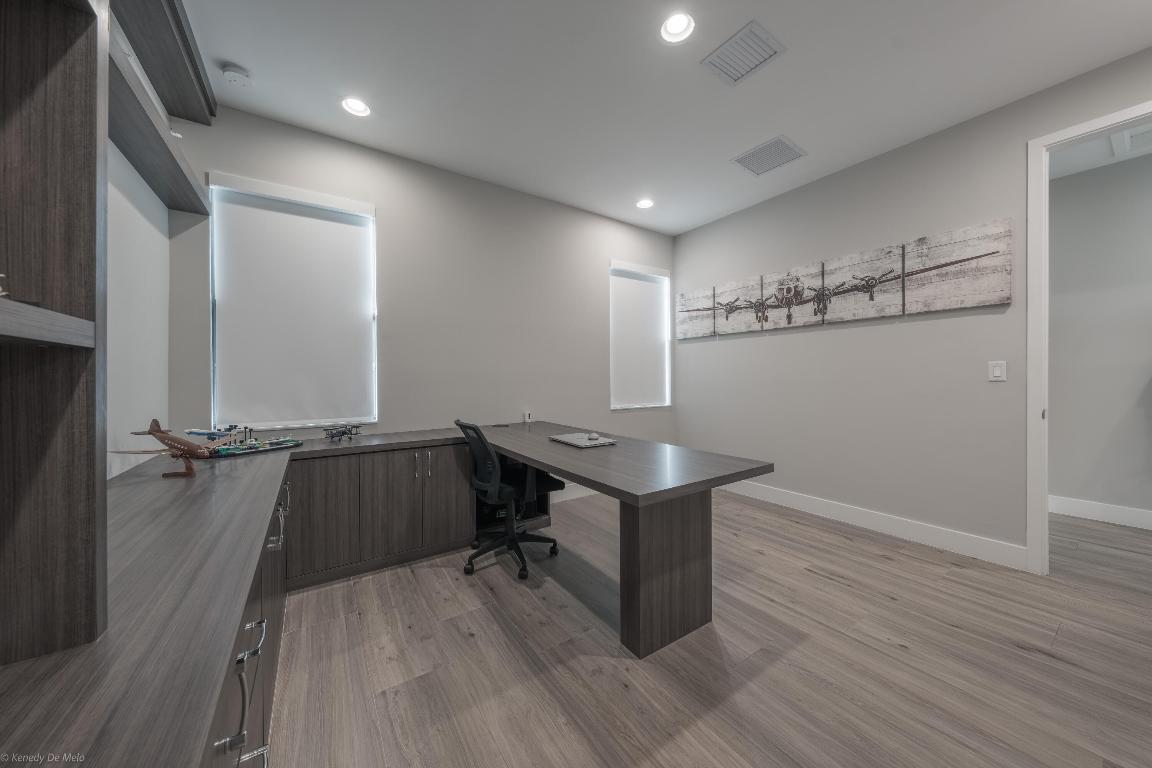 8652 Dream Falls Street