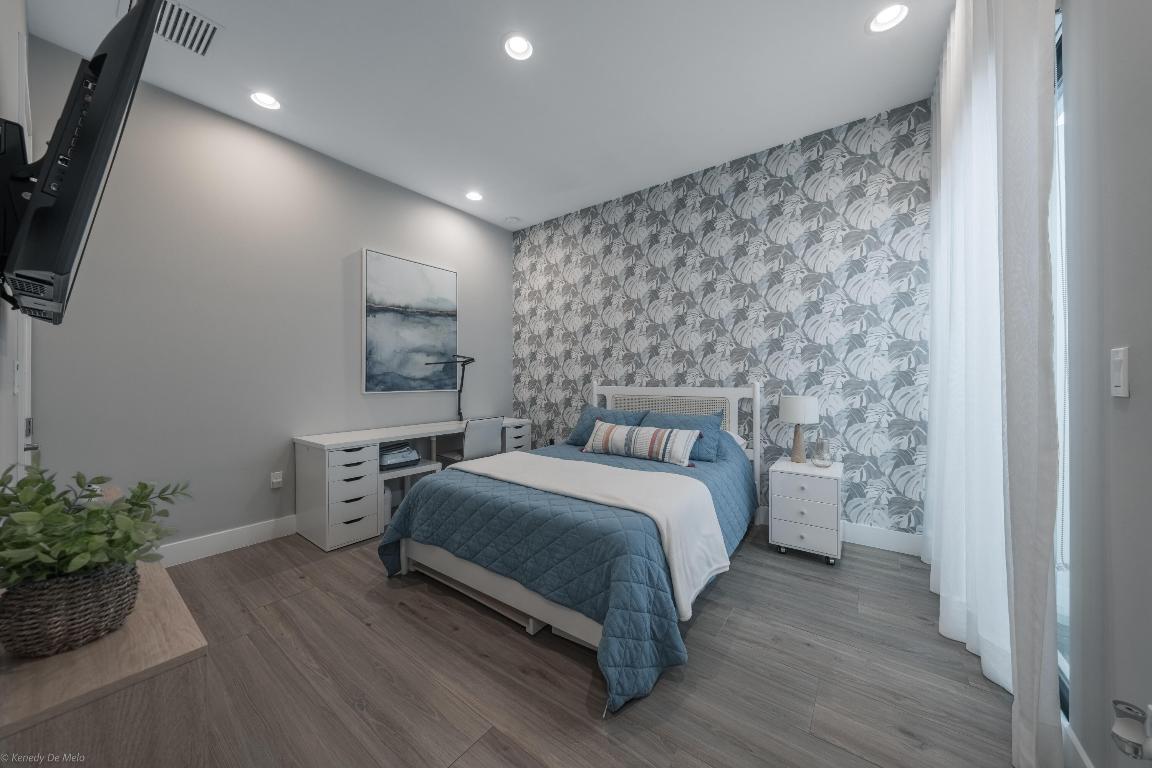 8652 Dream Falls Street