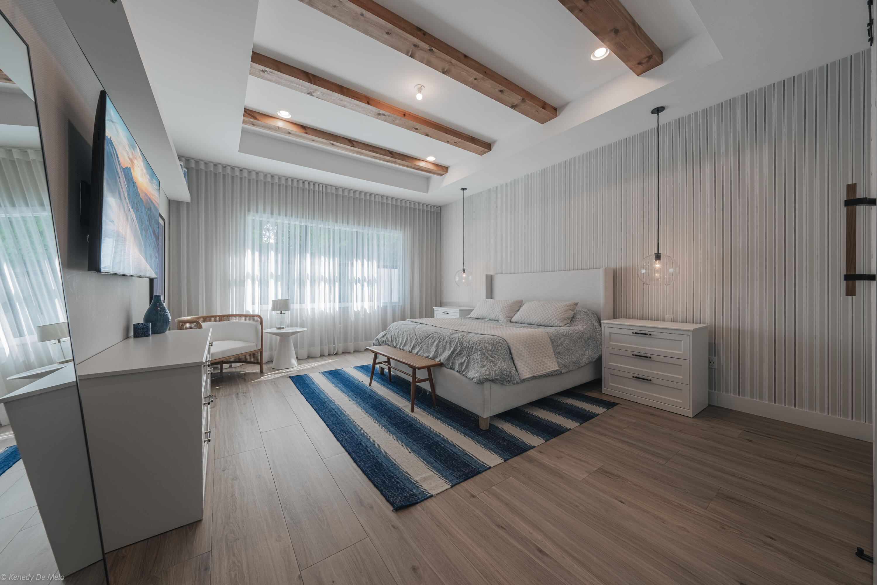 8652 Dream Falls Street